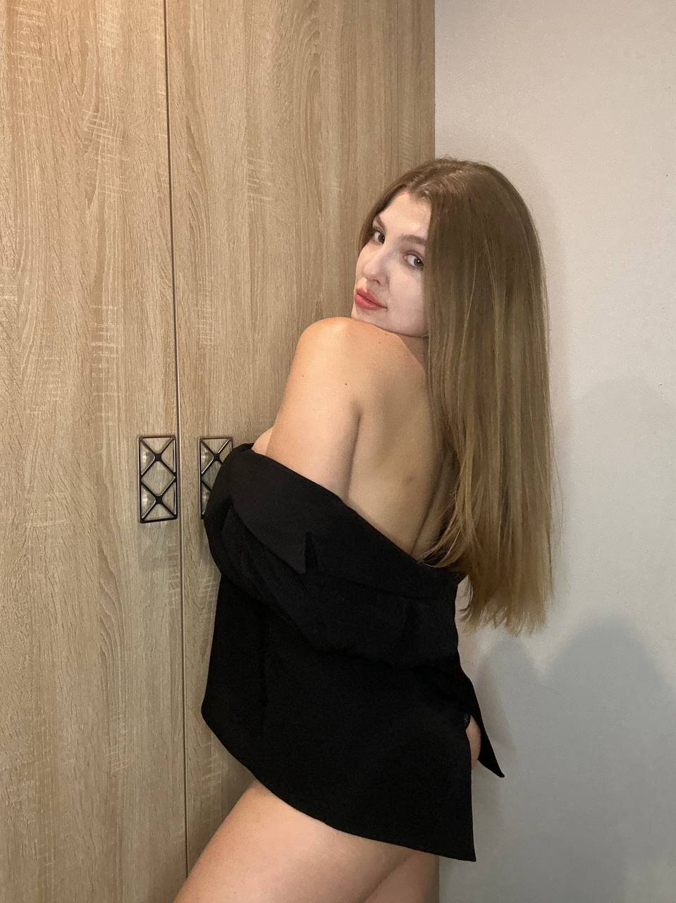 XXX Porn Photo of Nude AnikaJane 66