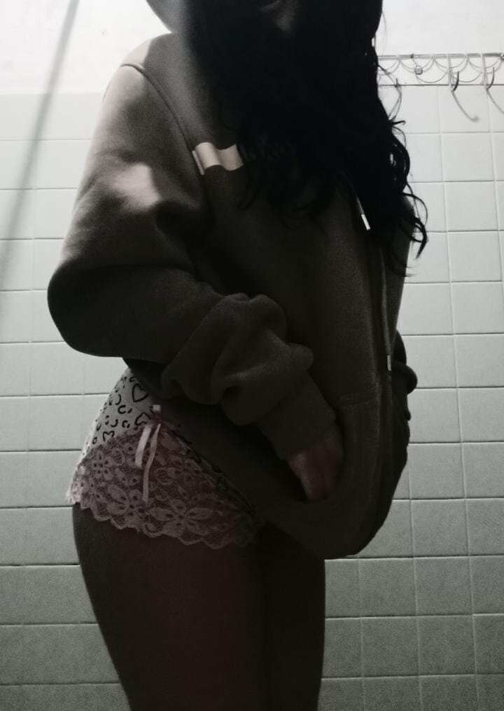 XXX Porn Photo of Nude Bella_Pinkk 2