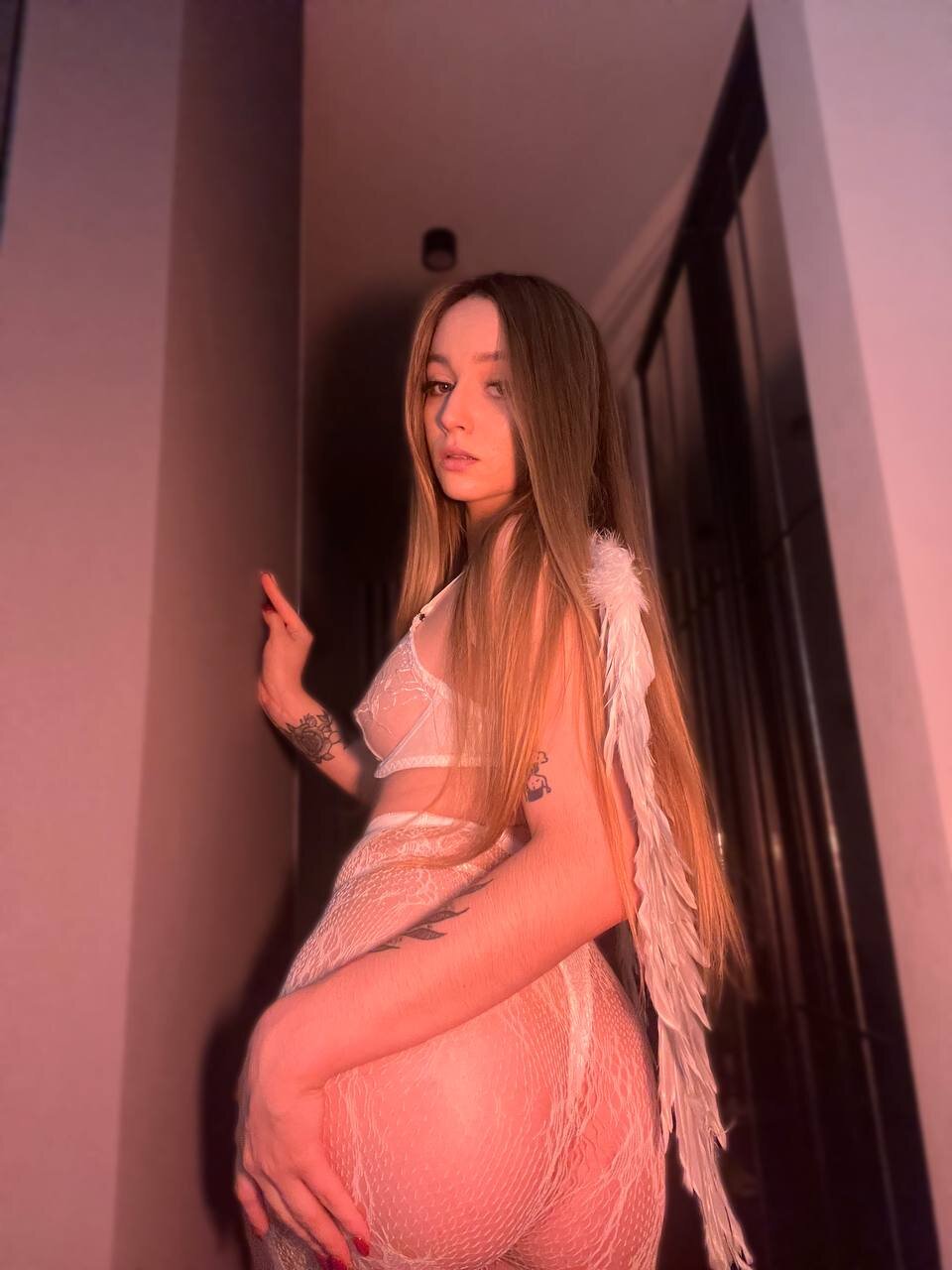 XXX Porn Photo of Nude kind_focus 7