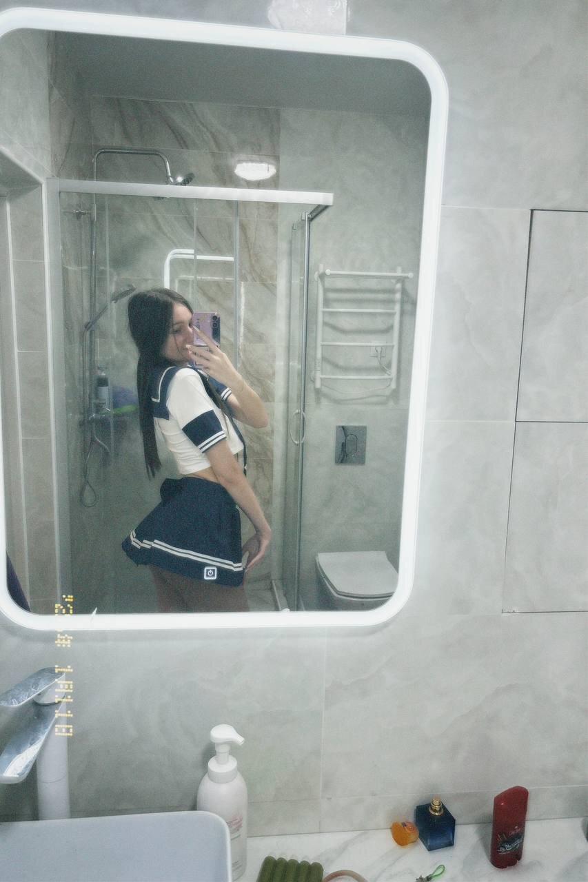 XXX Porn Photo of Nude ShaeHeeter 26
