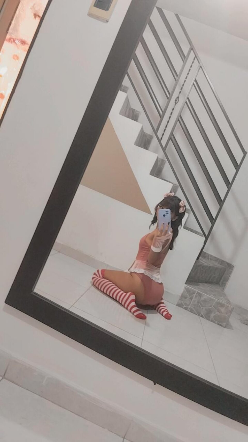 XXX Porn Photo of Nude Petit-Rosse 6