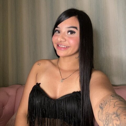XXX Porn Photo of Nude Holly_pink_ 1