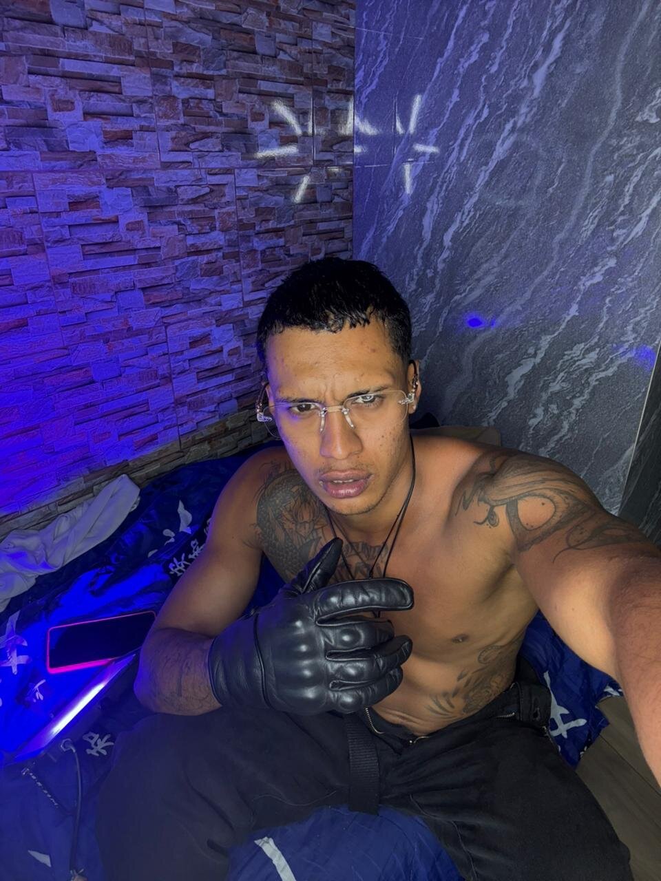 XXX Porn Photo of Nude Ryan_coopper 75