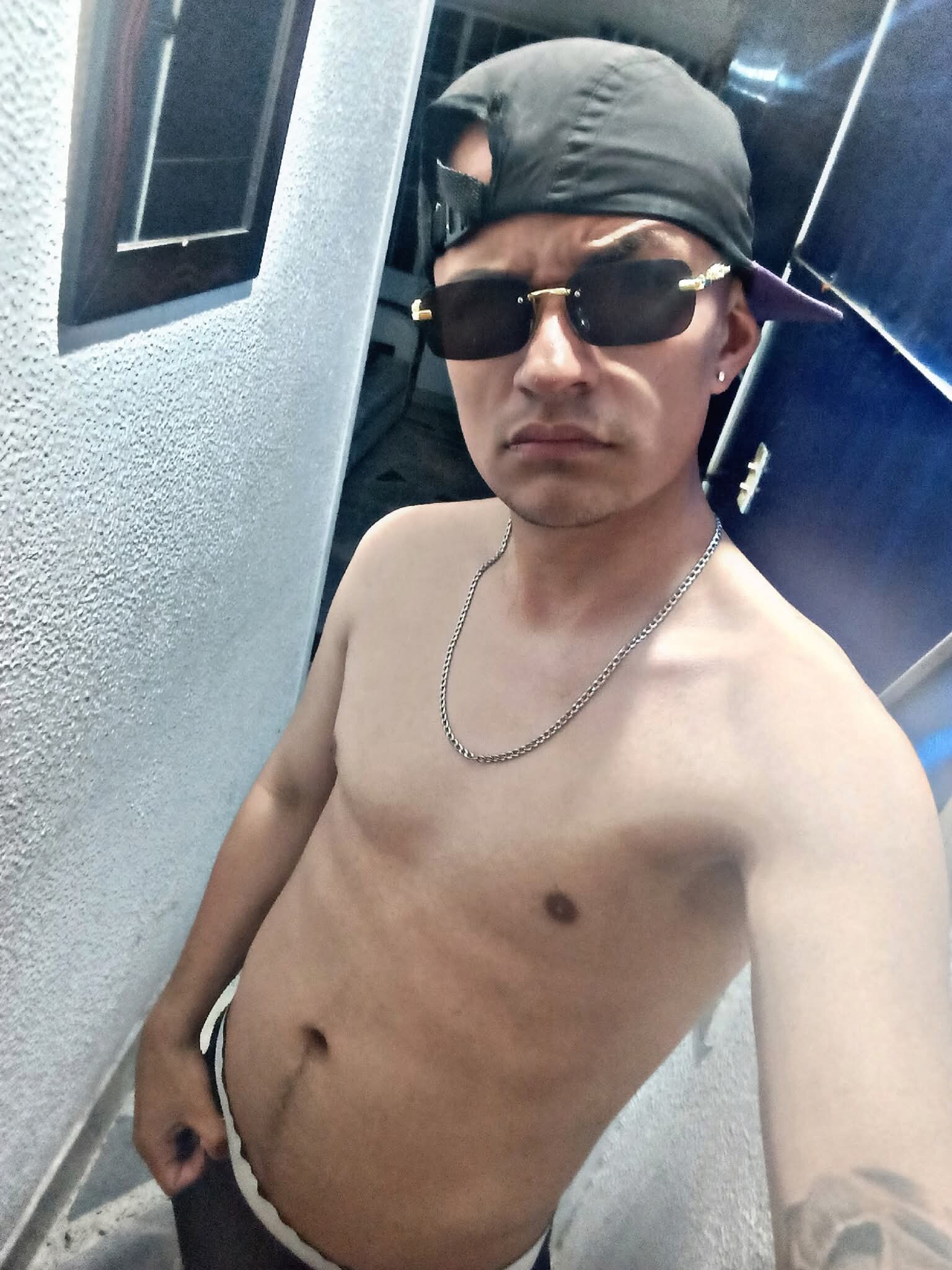 XXX Porn Photo of Nude AndresSanchezJ 4