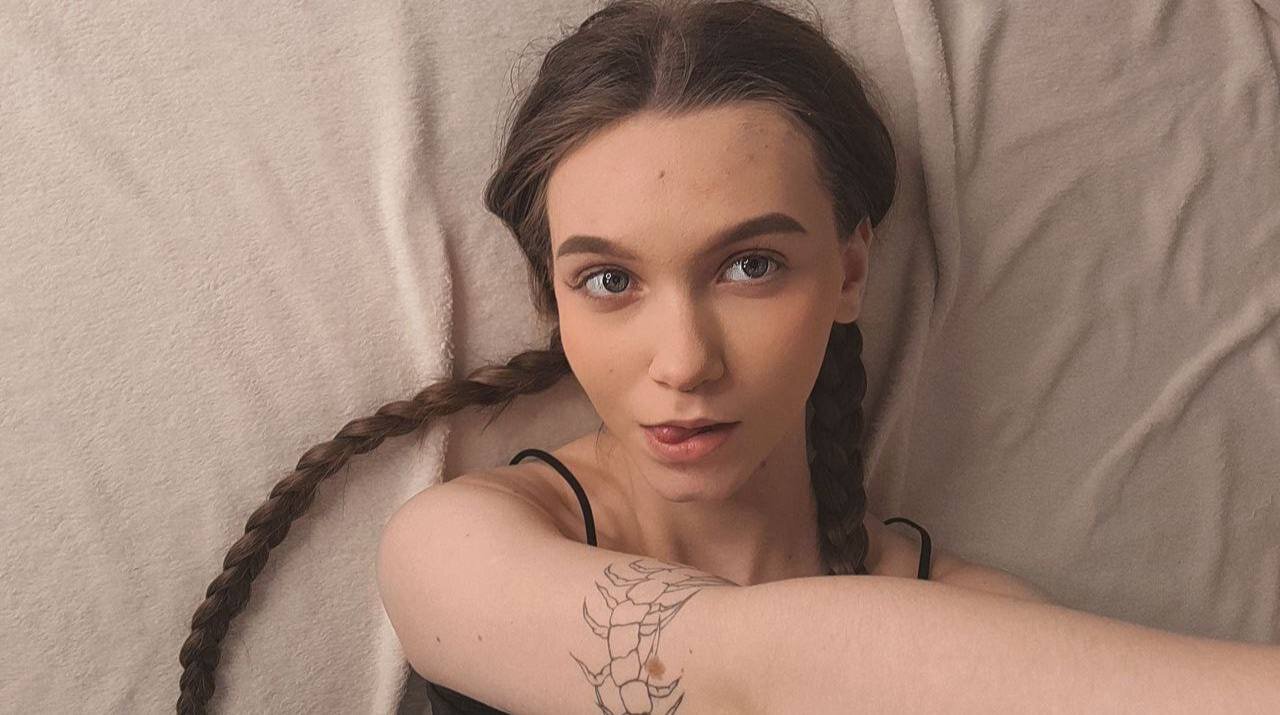 XXX Porn Photo of Nude SaraHearts 10