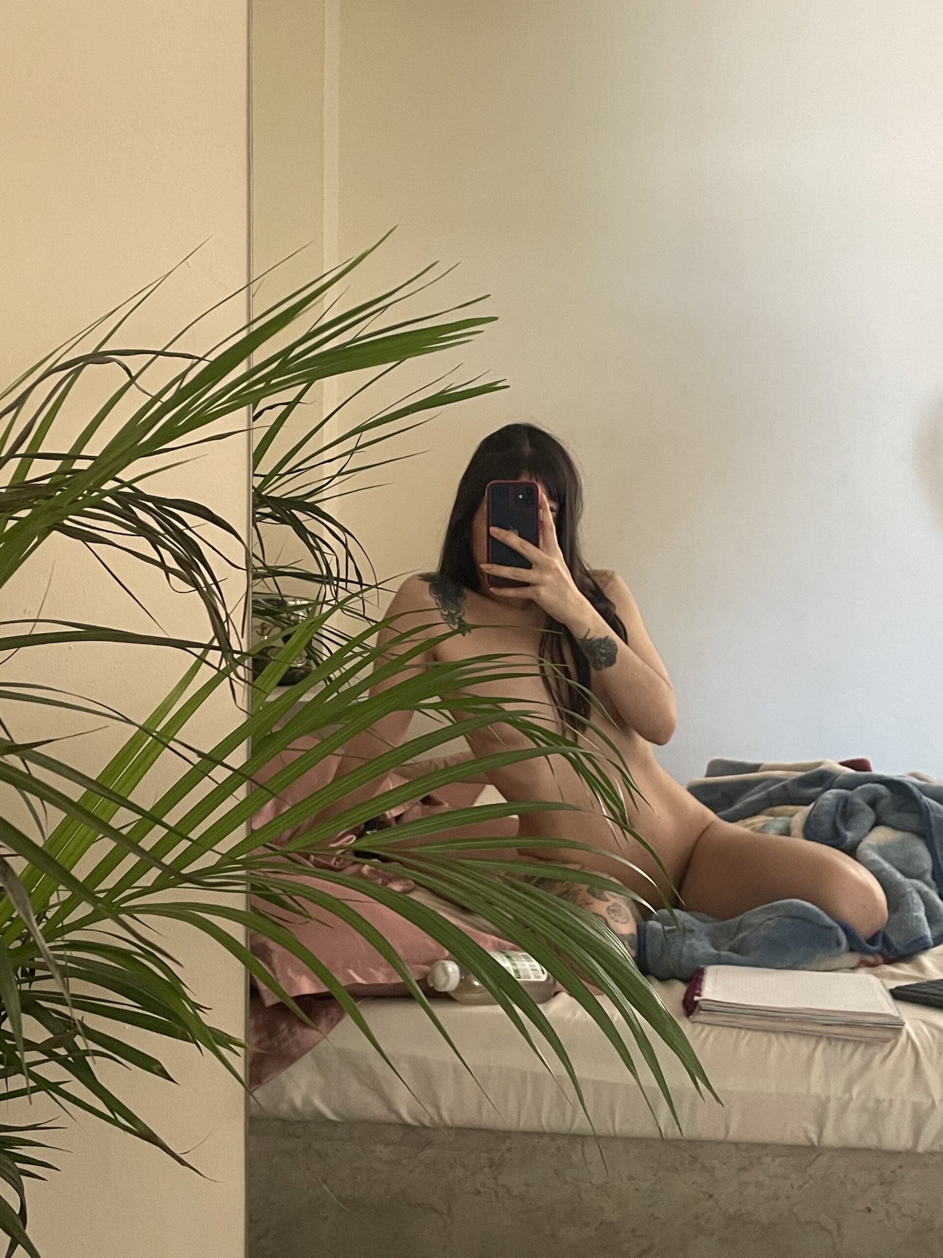 XXX Porn Photo of Nude _CoralTrip 3
