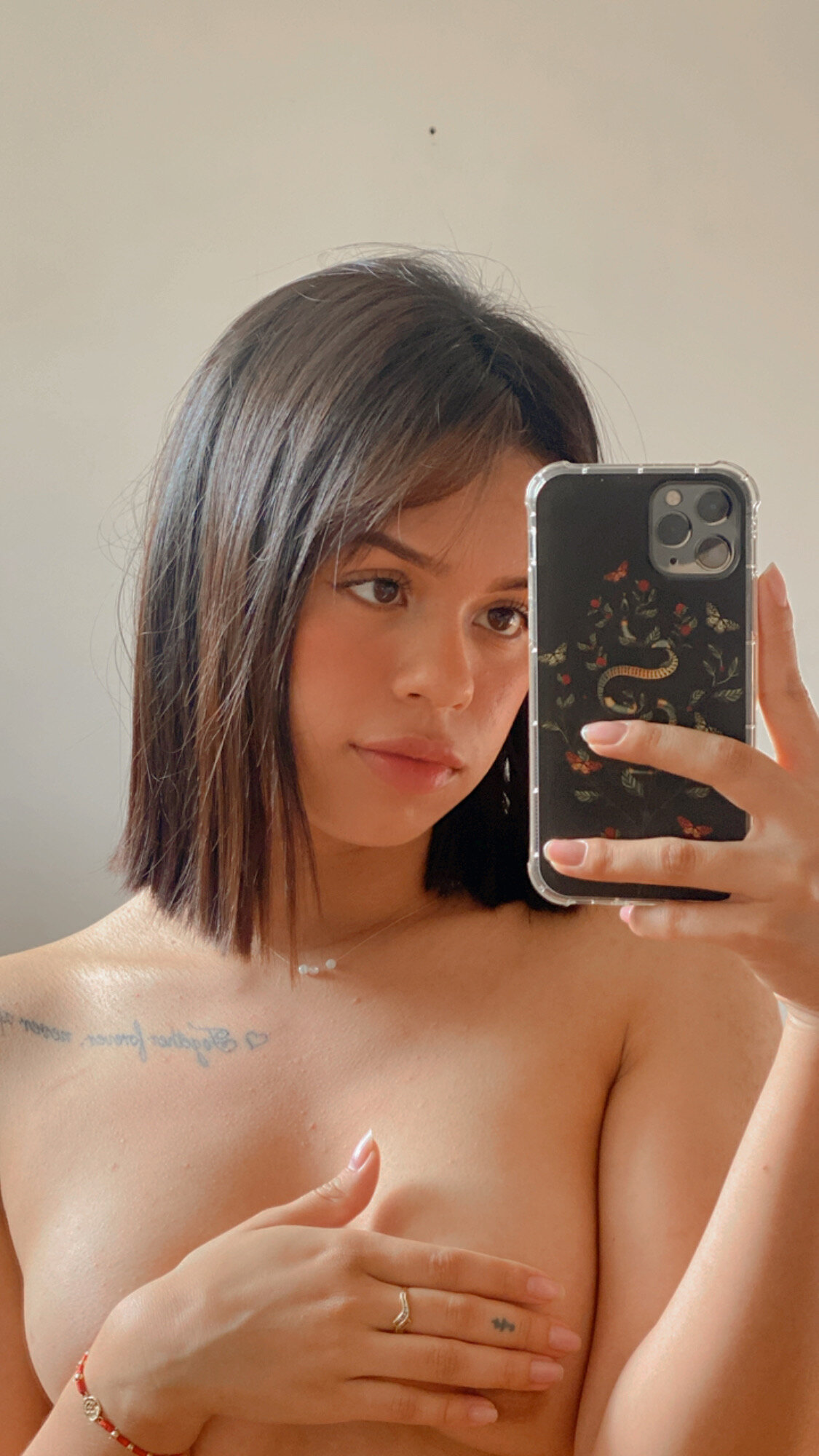 XXX Porn Photo of Nude xlovelygirlx 4