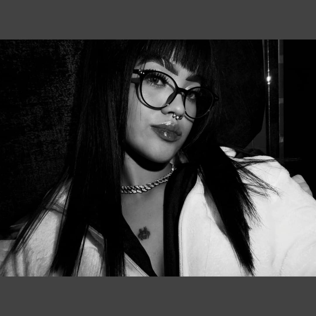 XXX Porn Photo of Nude Taylor__Watson 7