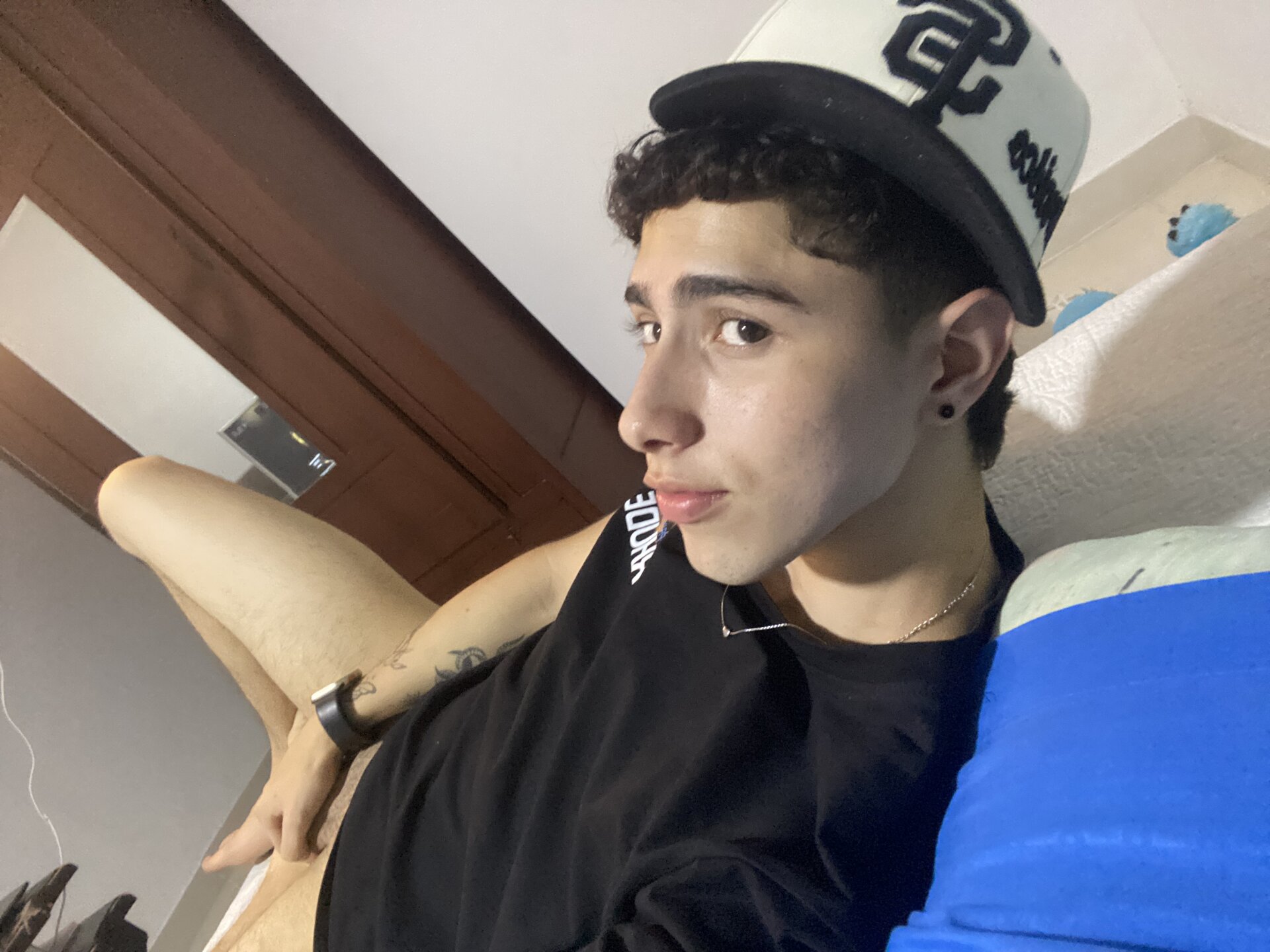XXX Porn Photo of Nude DamonX_X 4