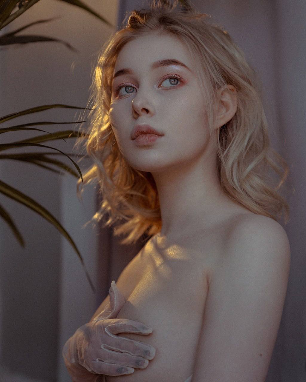 XXX Porn Photo of Nude HoneyMallow 5