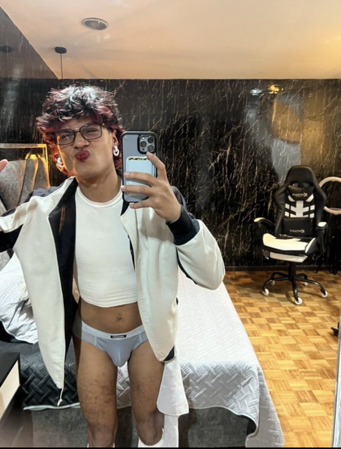 XXX Porn Photo of Nude RonaldThompson__ 31