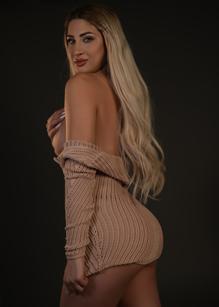 XXX Porn Photo of Nude AuroraSins 16