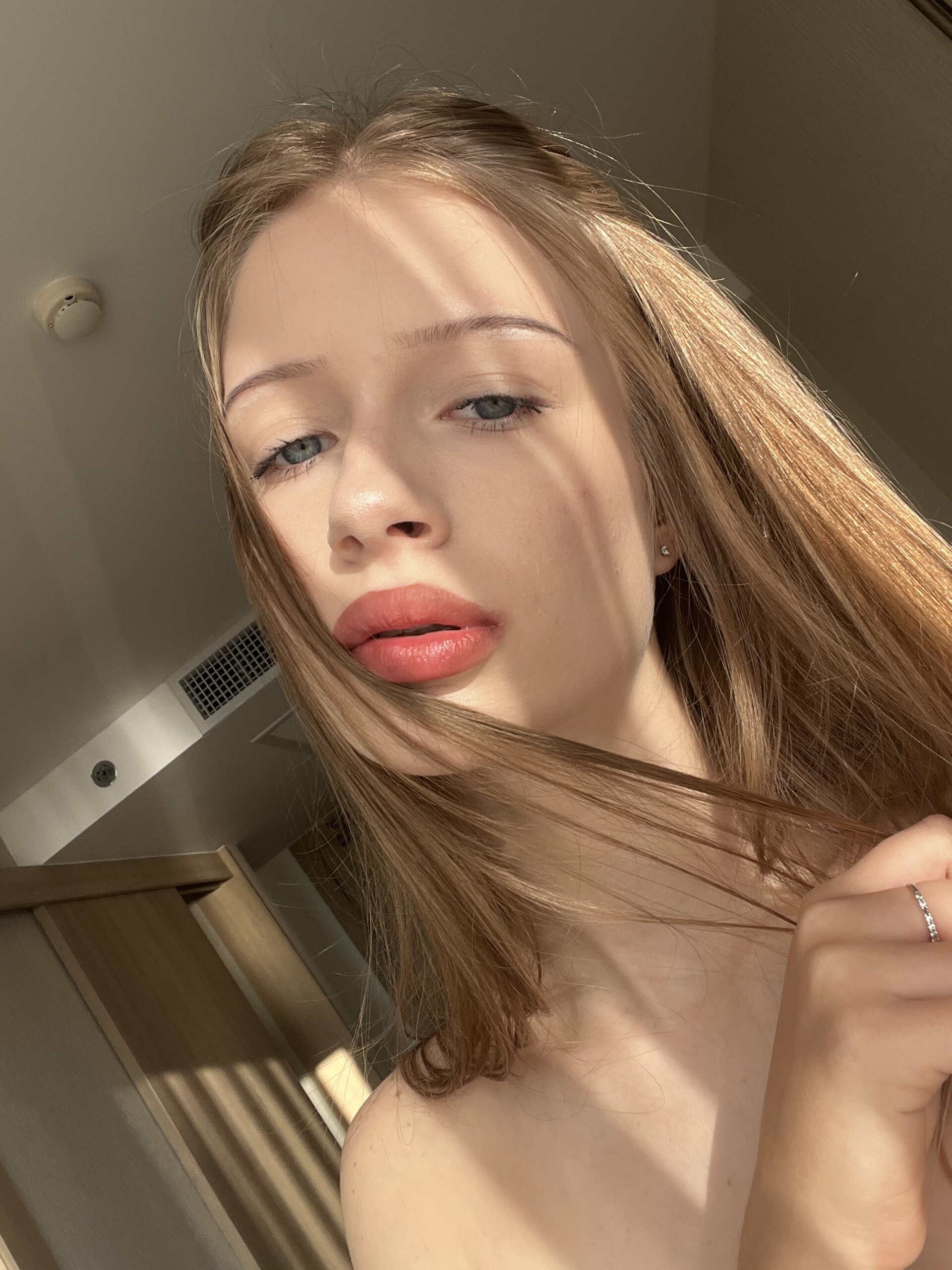 XXX Porn Photo of Nude ViviennMur 7