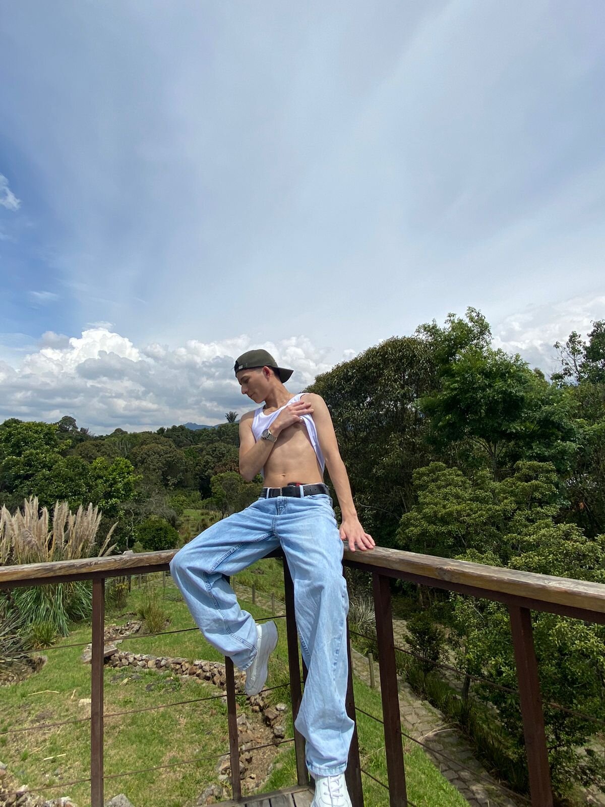 XXX Porn Photo of Nude bryamer_19 1