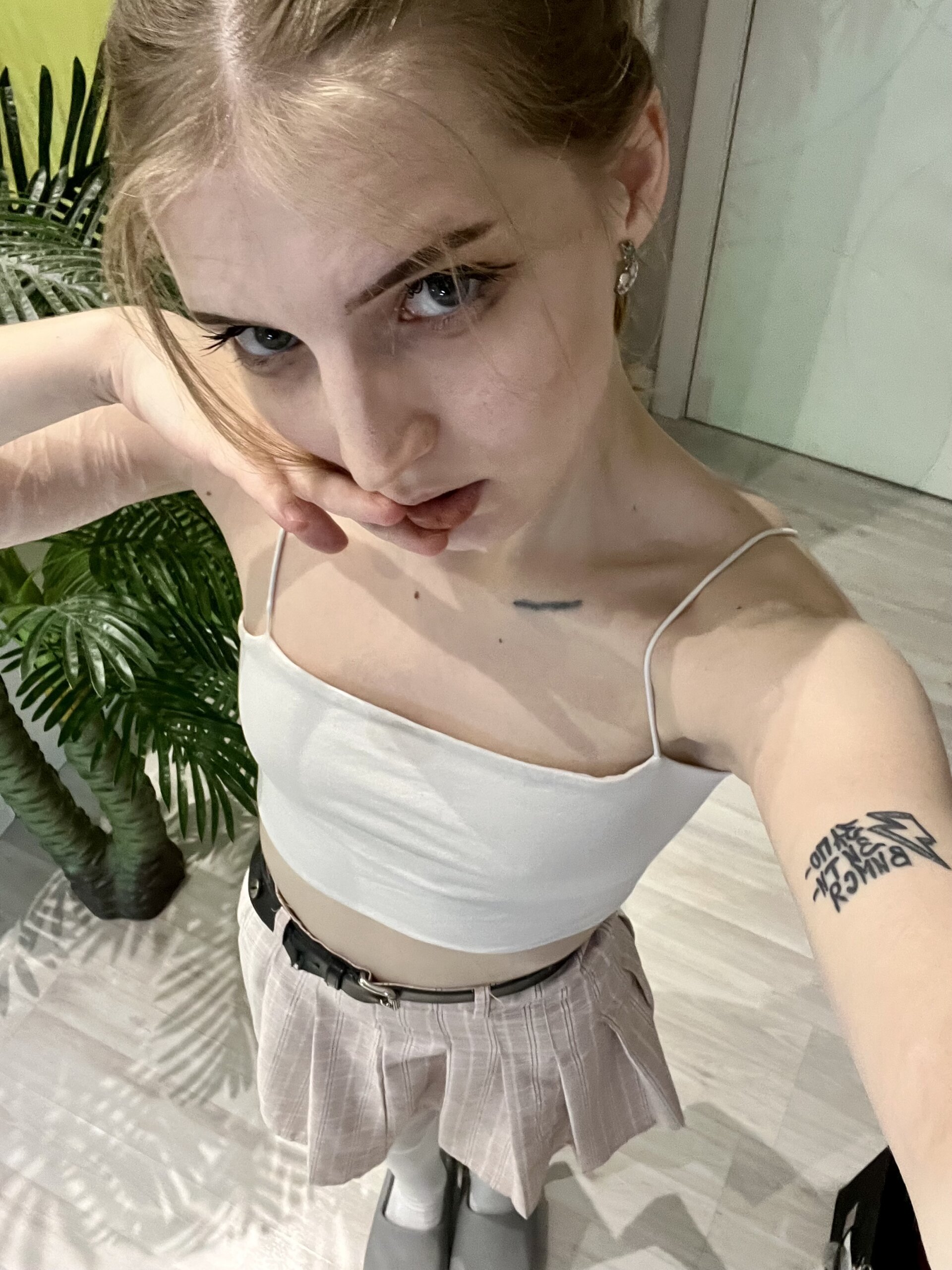 XXX Porn Photo of Nude princessaalicc 47