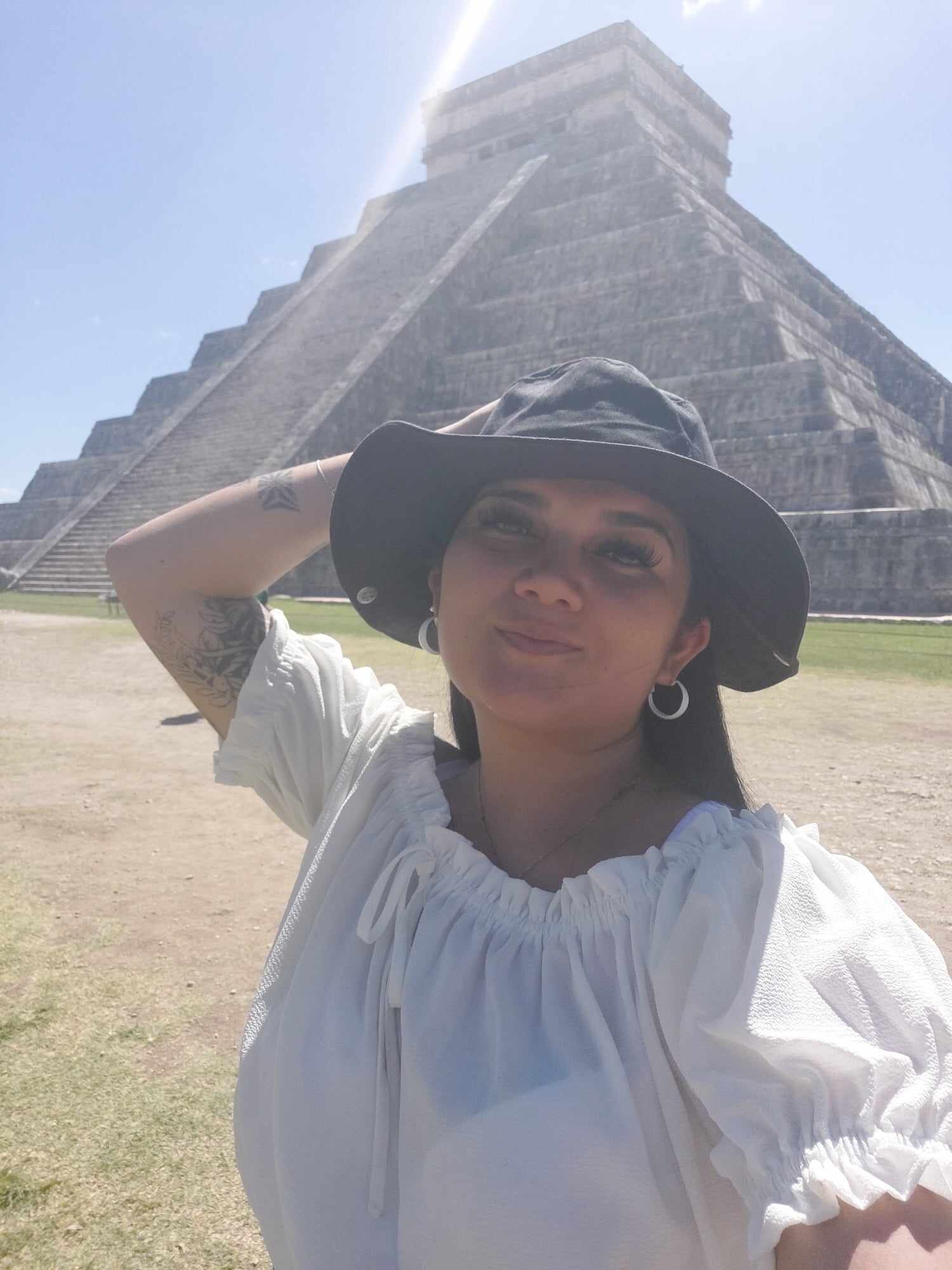 XXX Porn Photo of Nude mia_traveluxe 14