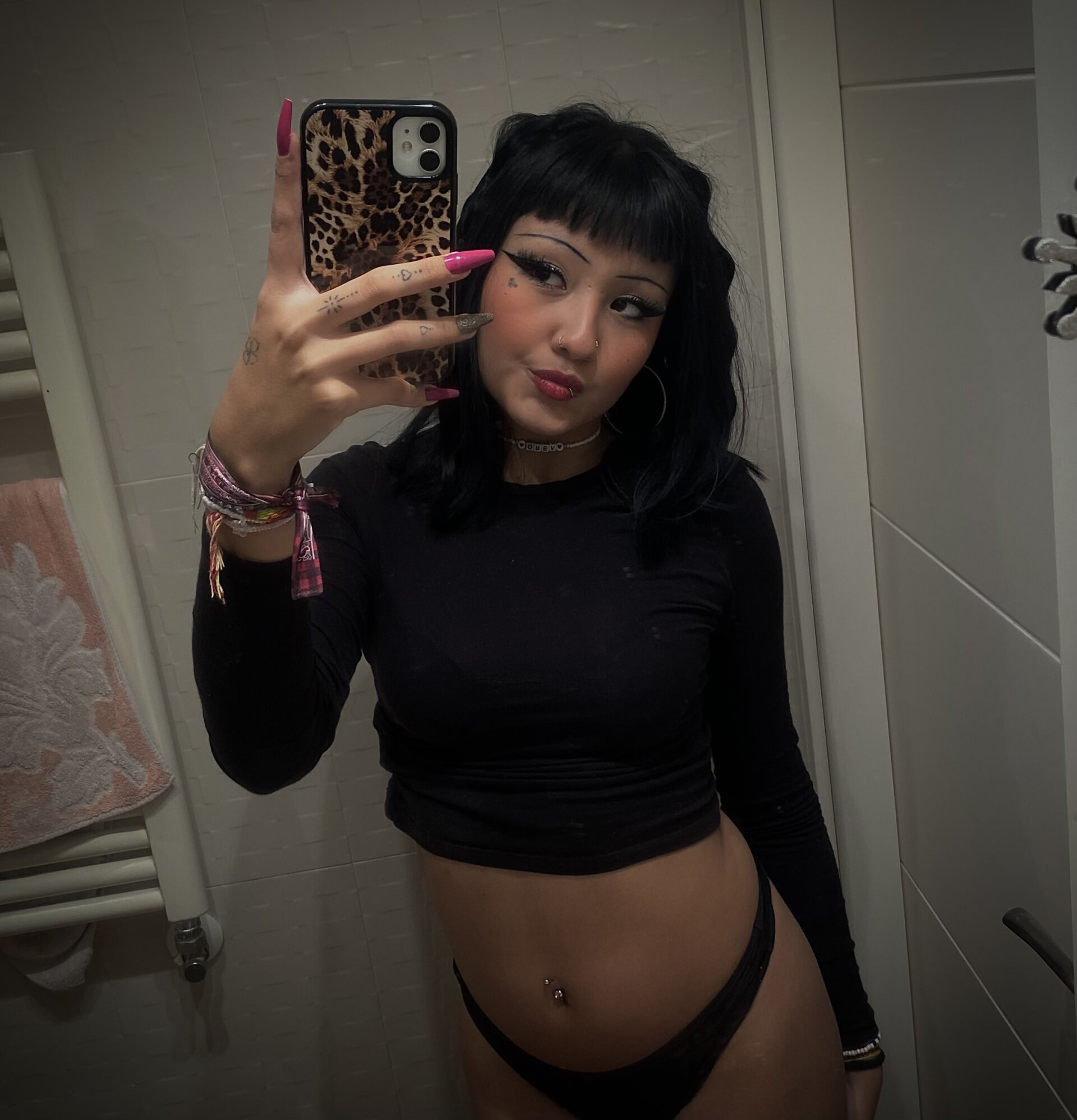 XXX Porn Photo of Nude Thais_Doll19 75