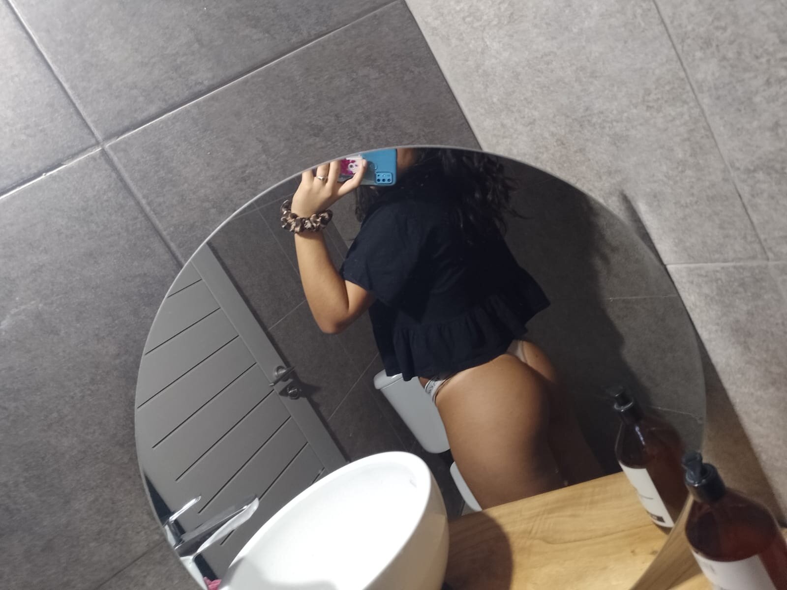 XXX Porn Photo of Nude Parejaposadas99 4