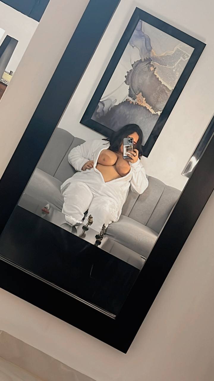 XXX Porn Photo of Nude layiyirdofficial 27