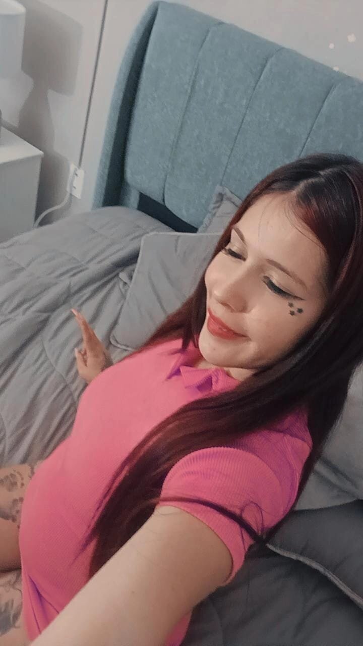 XXX Porn Photo of Nude ema_wolf_ 4