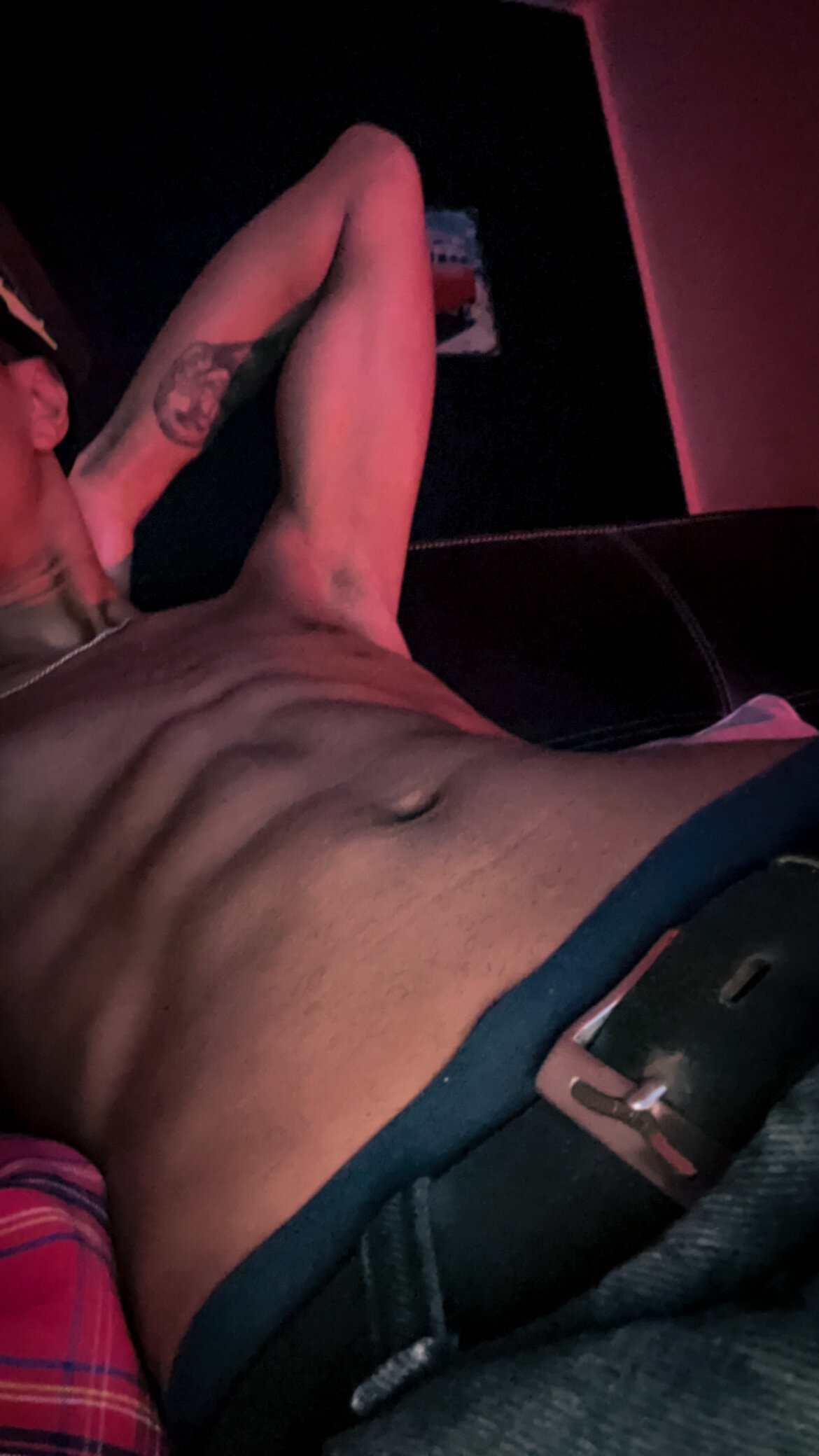 XXX Porn Photo of Nude Jonathan_Guzman_ 9