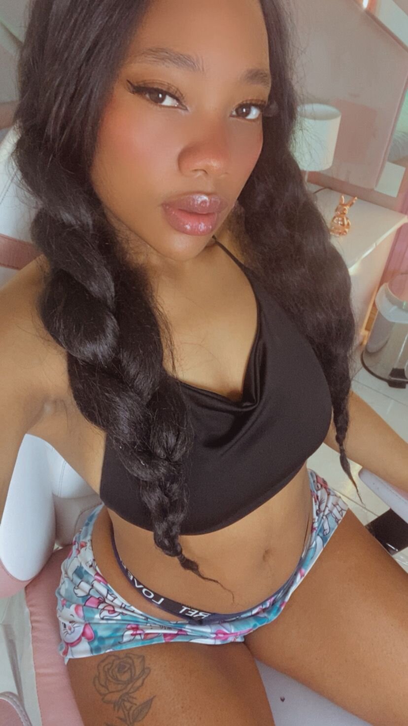 XXX Porn Photo of Nude Charlotte_ebony_ 9