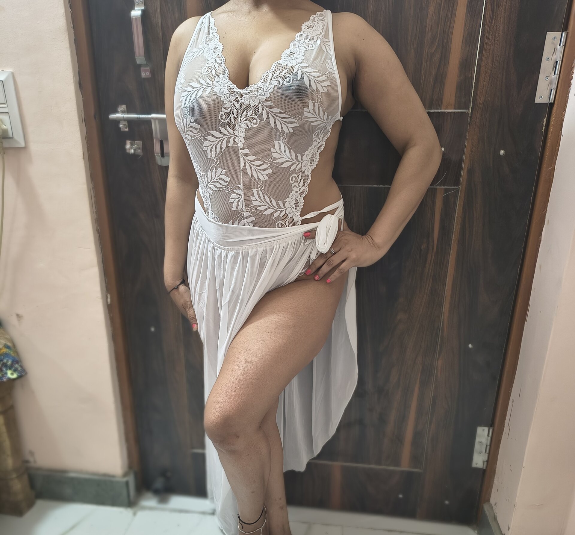 XXX Porn Photo of Nude Divya_Bharti 2