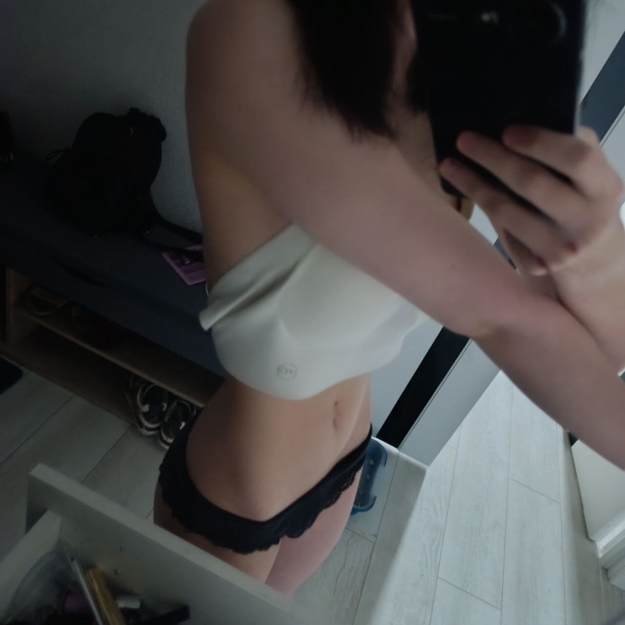 XXX Porn Photo of Nude lizawenden 4