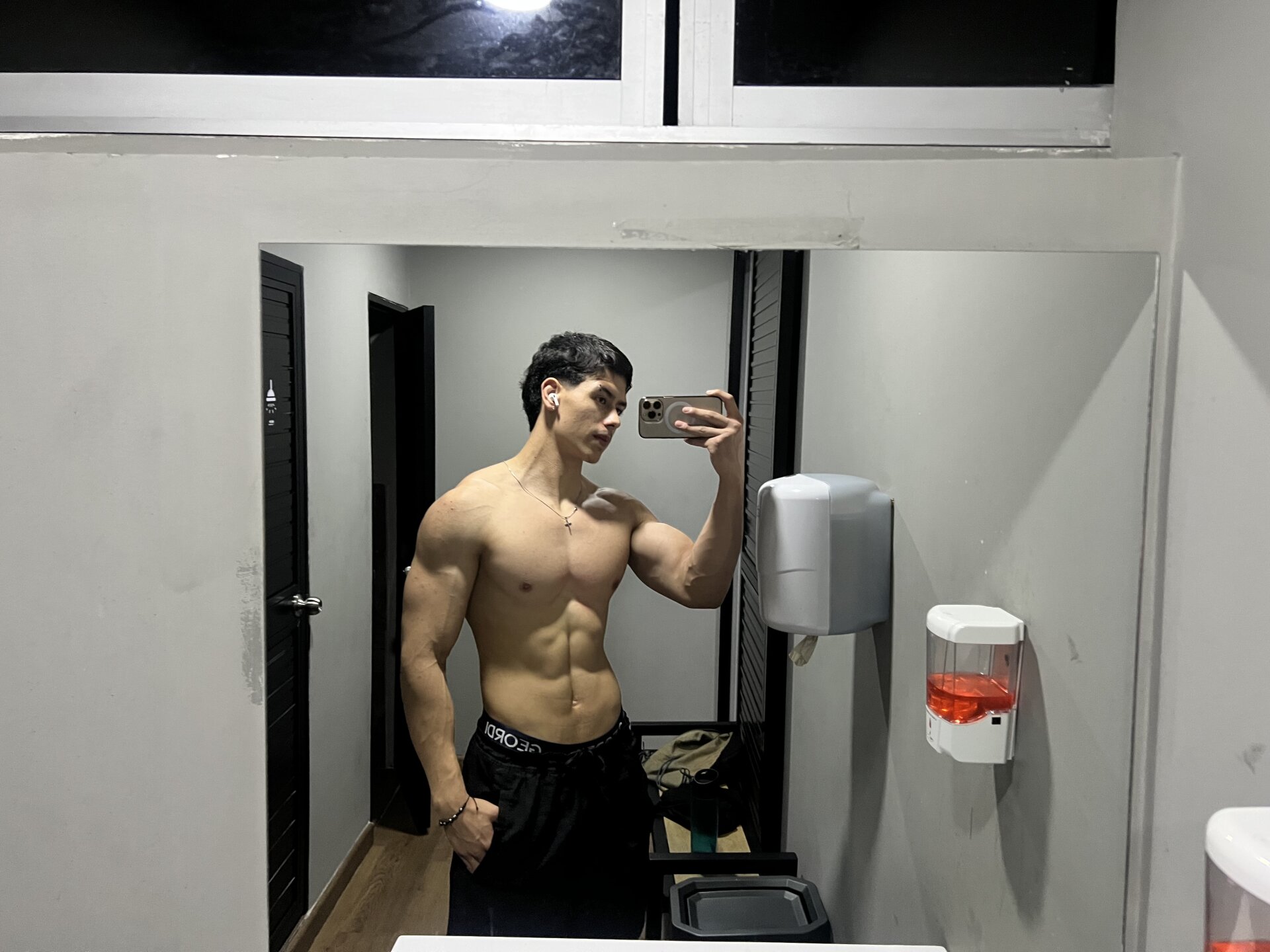 XXX Porn Photo of Nude DionKnox 4