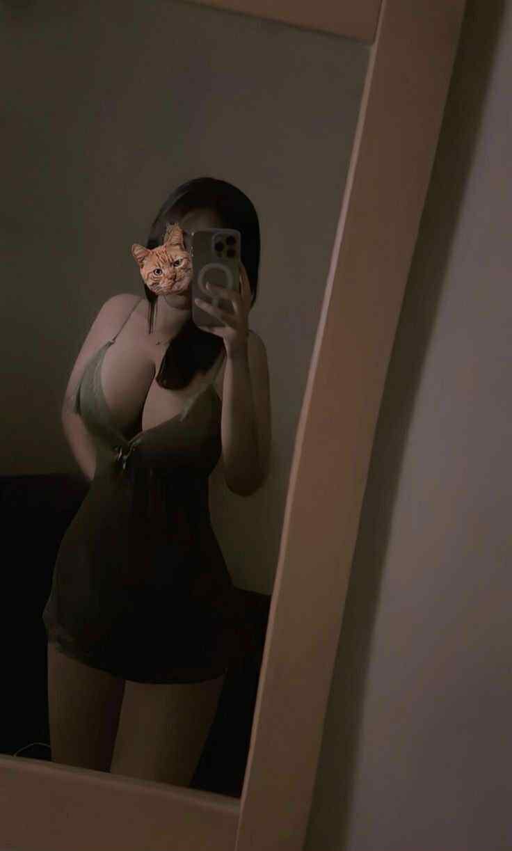 XXX Porn Photo of Nude dancing_asian 5