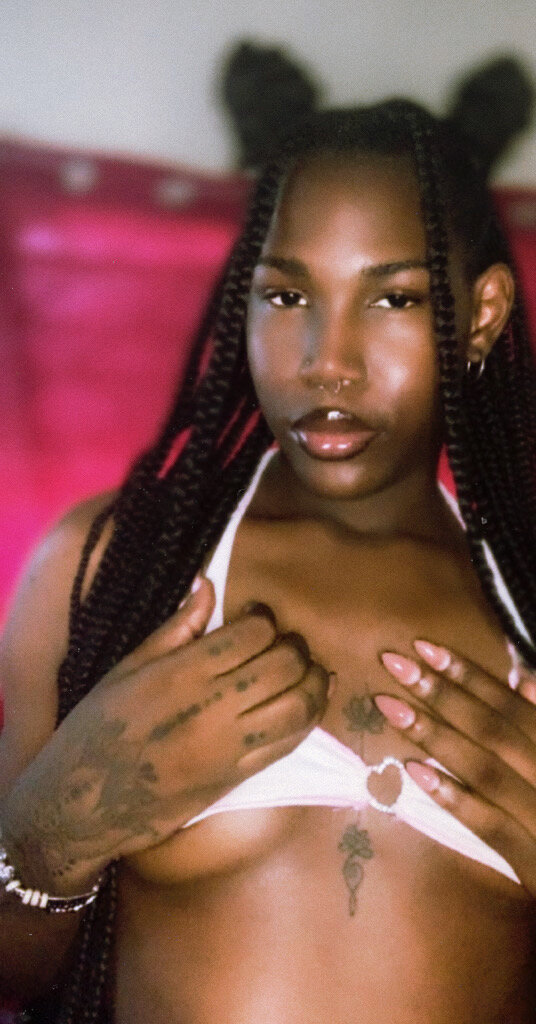 XXX Porn Photo of Nude Deeitrix2 5