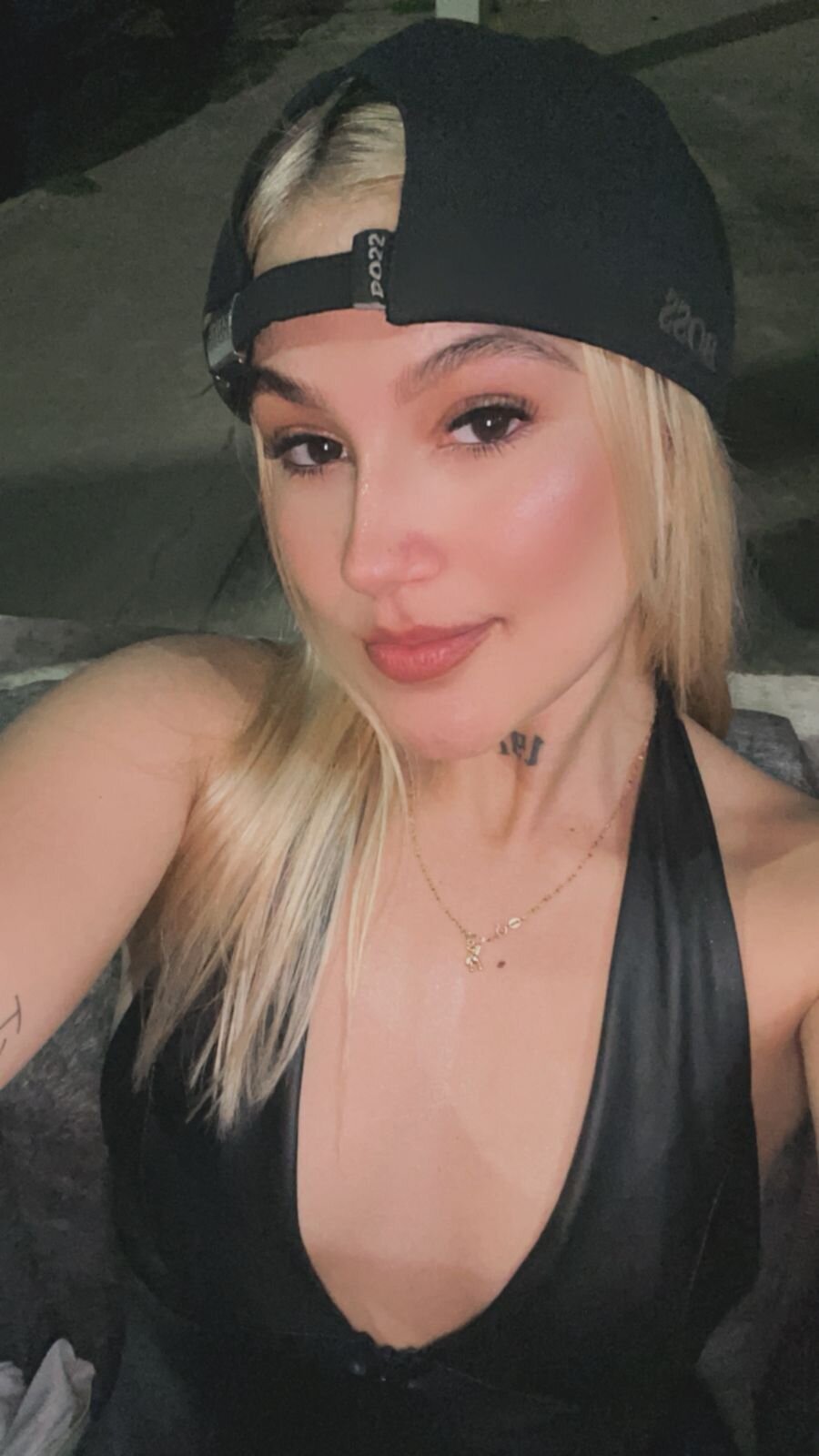 XXX Porn Photo of Nude IsabellaLuxeCycle 7