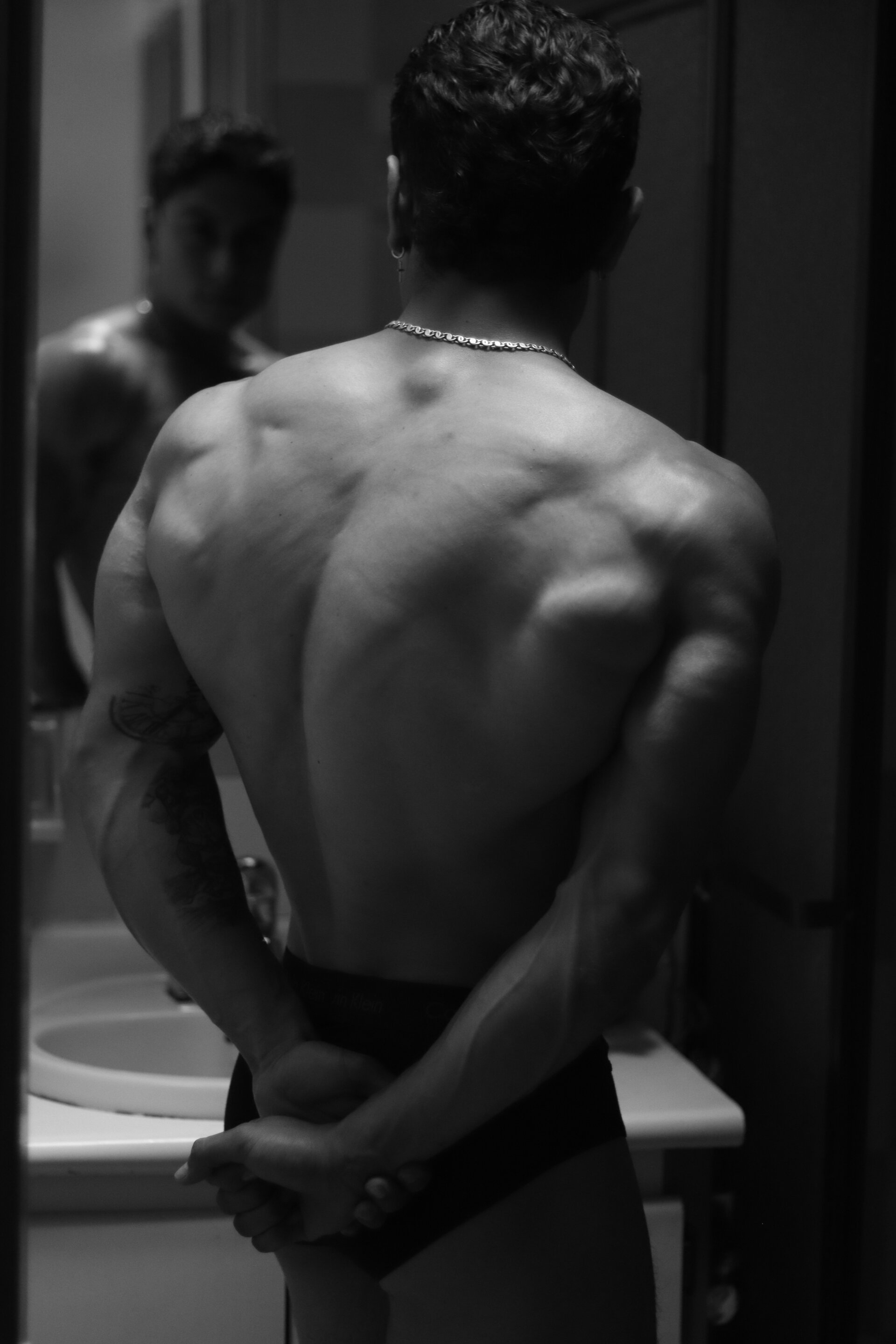 XXX Porn Photo of Nude MR_MUSCLE 8