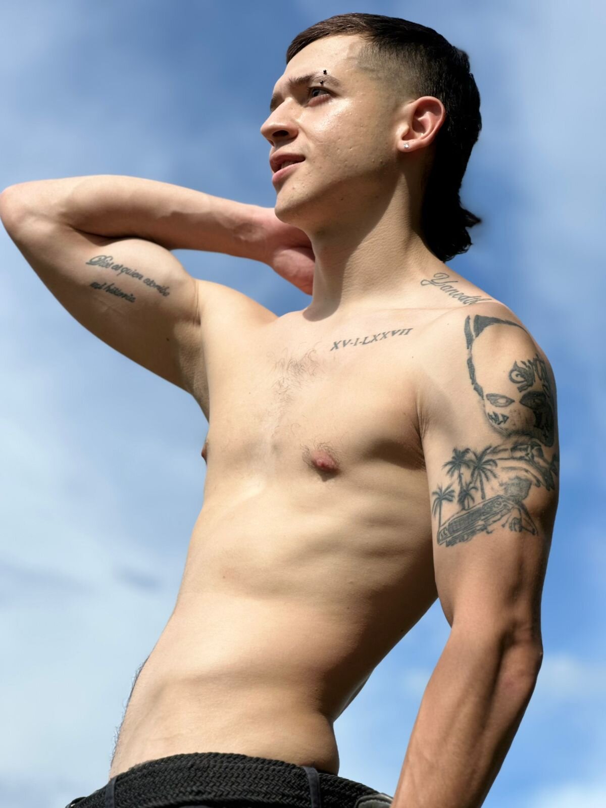 XXX Porn Photo of Nude Dimitri_higth420 1