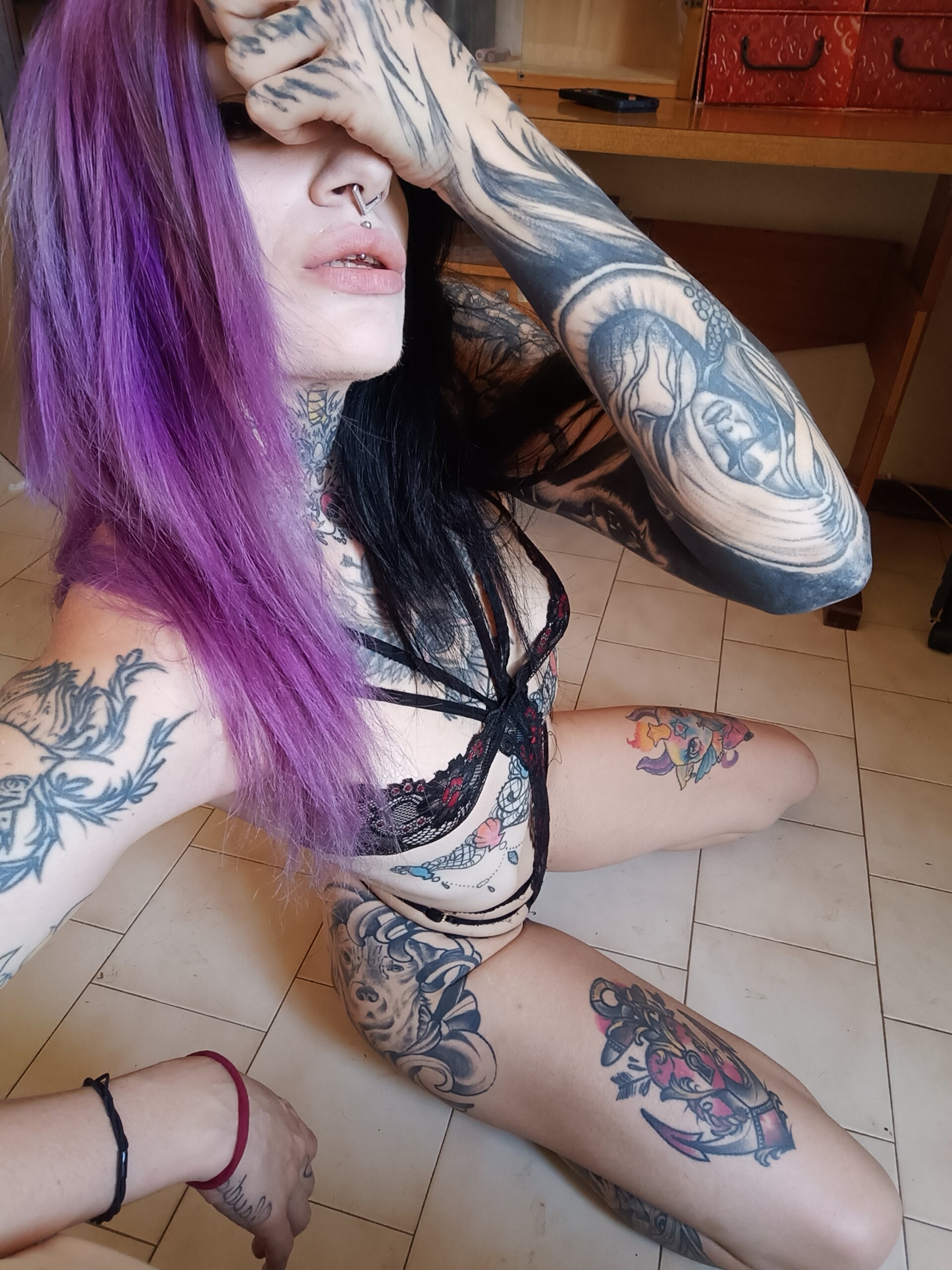 XXX Porn Photo of Nude Honey2Bad 2