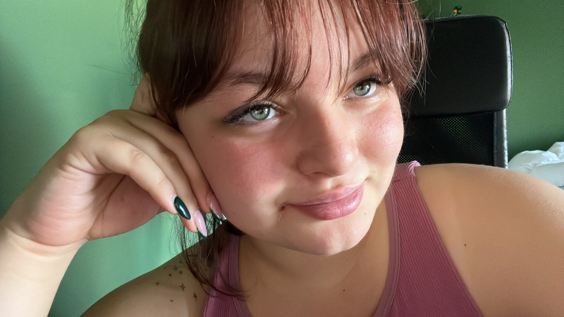 XXX Porn Photo of Nude MollyTeen 11