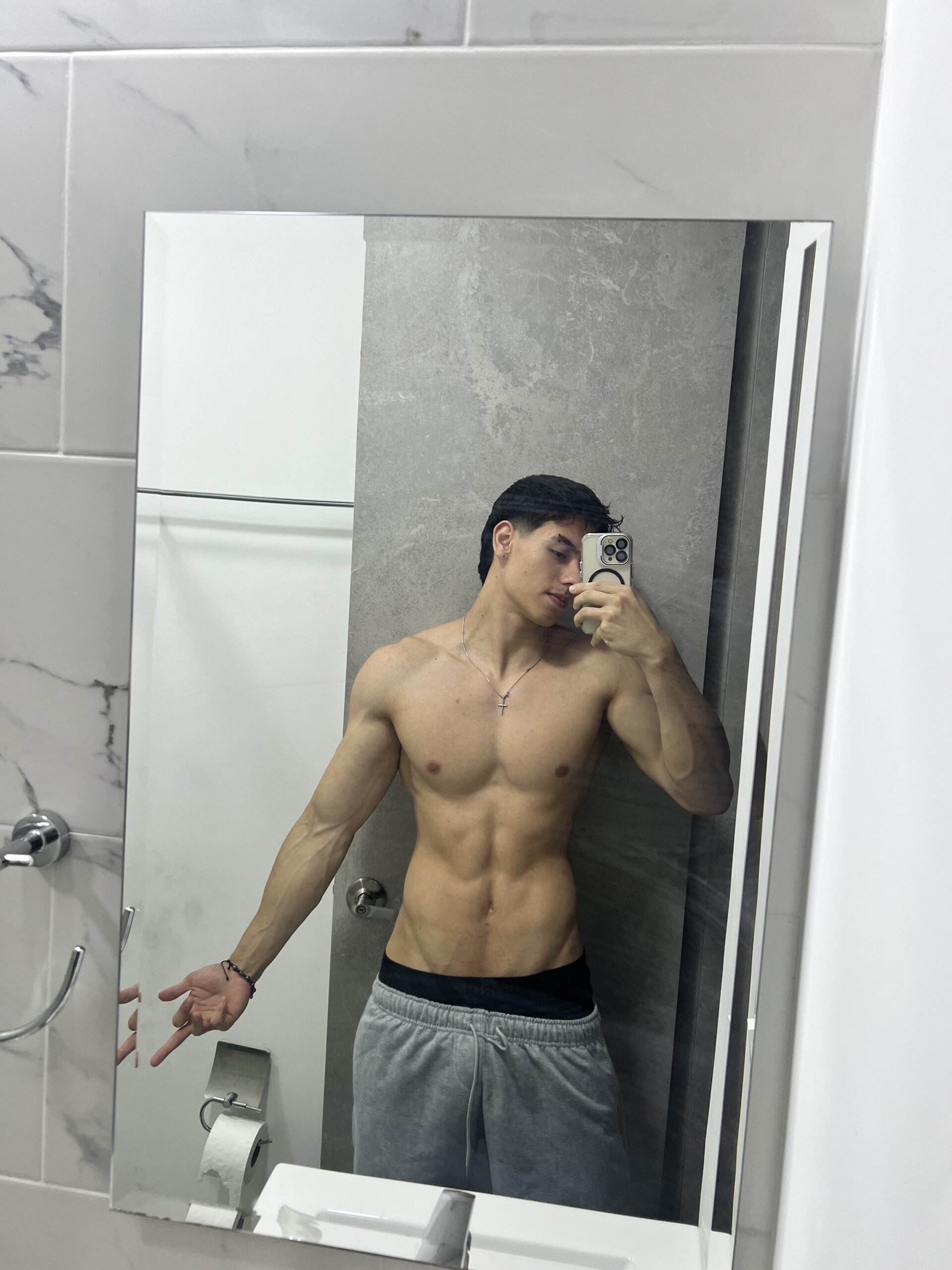 XXX Porn Photo of Nude DionKnox 2