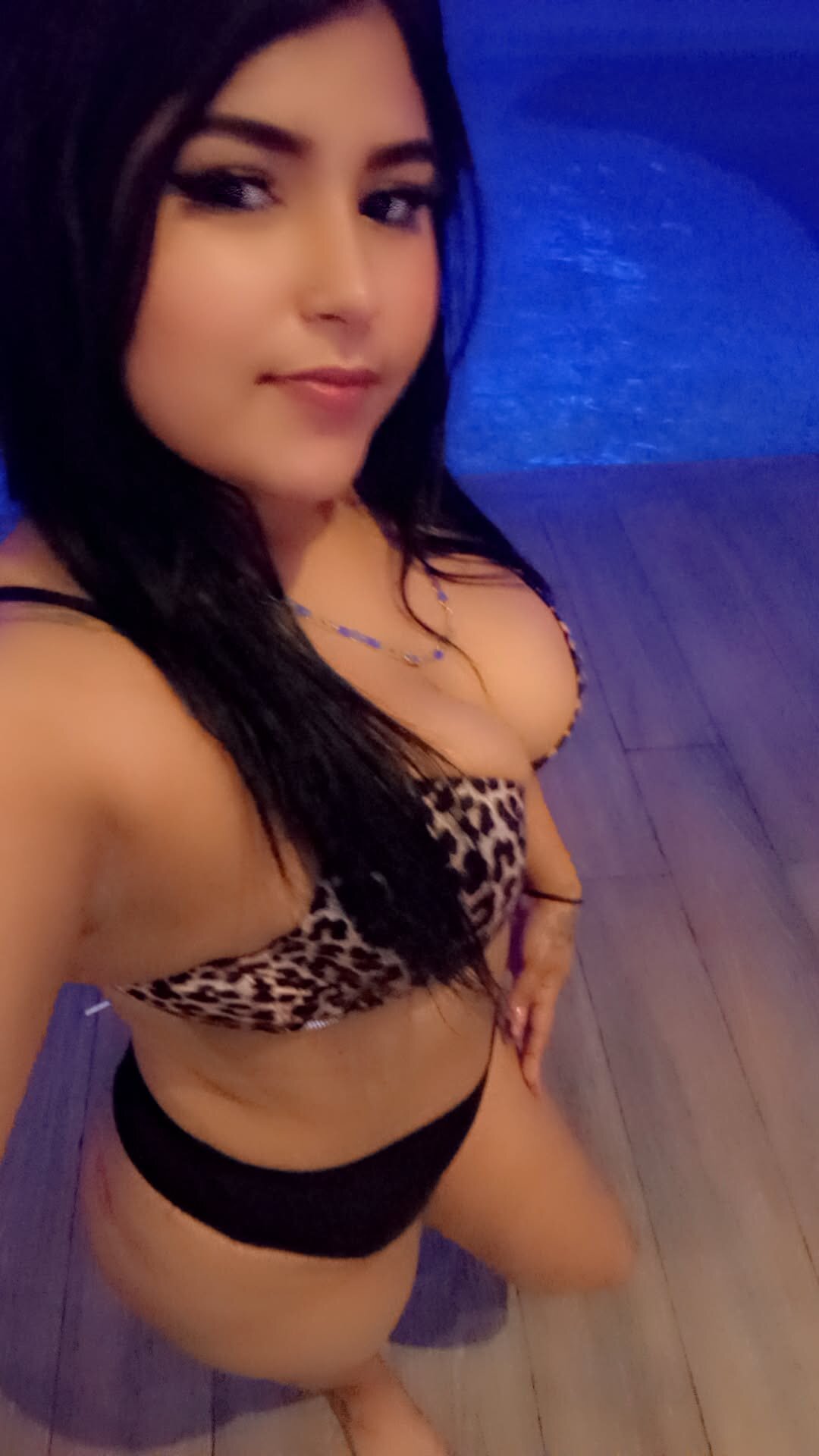 XXX Porn Photo of Nude angie_hott 6