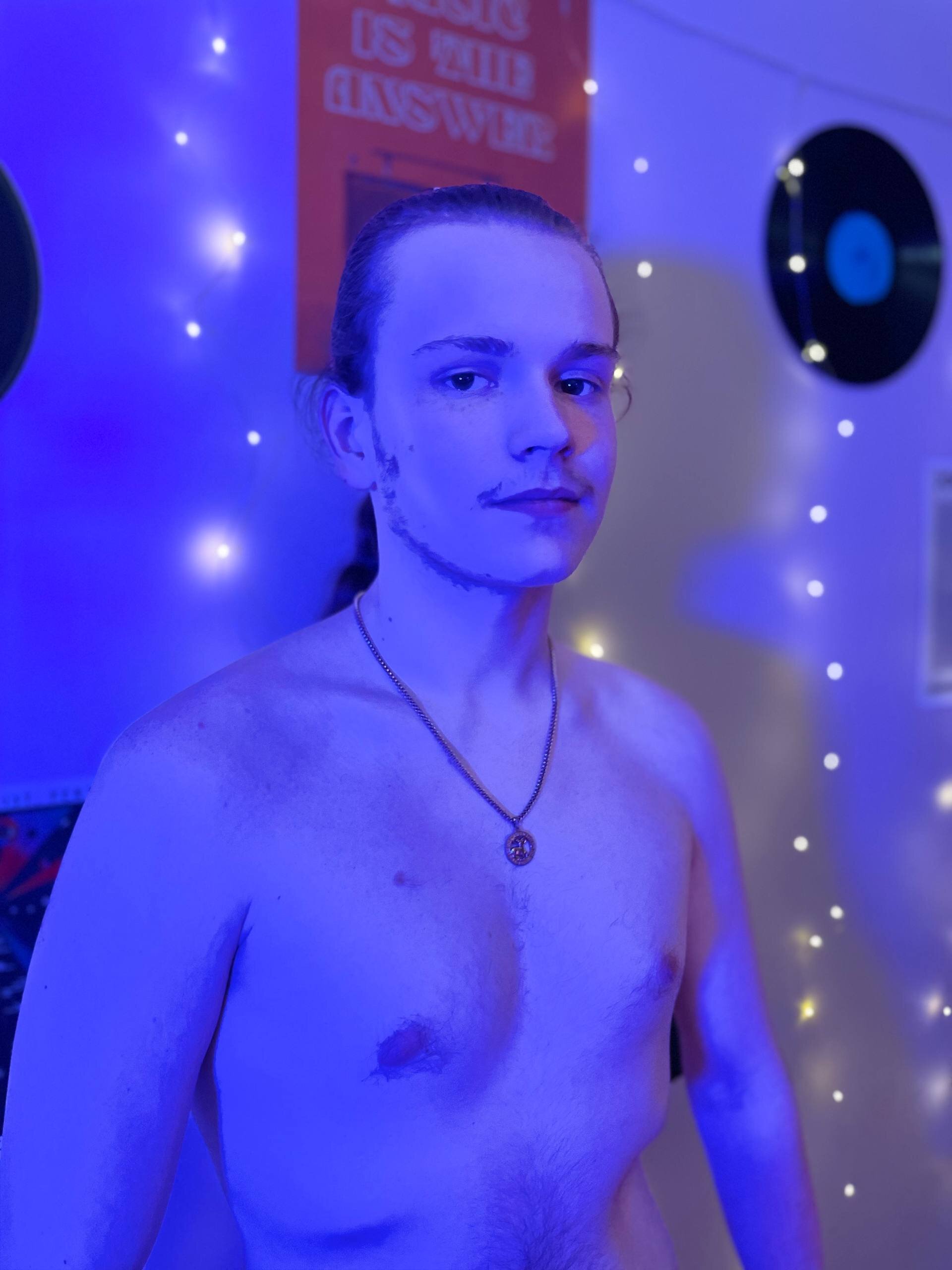 XXX Porn Photo of Nude leo_void 4