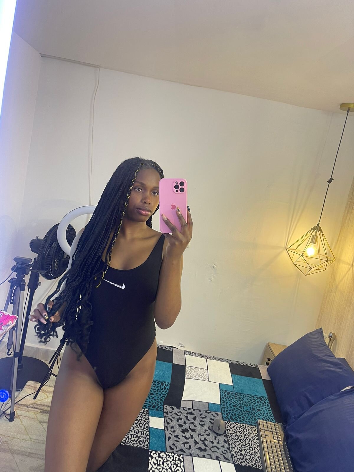 XXX Porn Photo of Nude zendaya_wilson 4