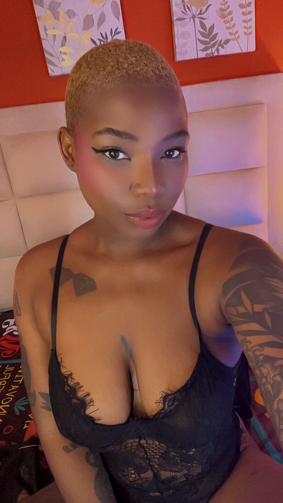 XXX Porn Photo of Nude KenyaMystic 217