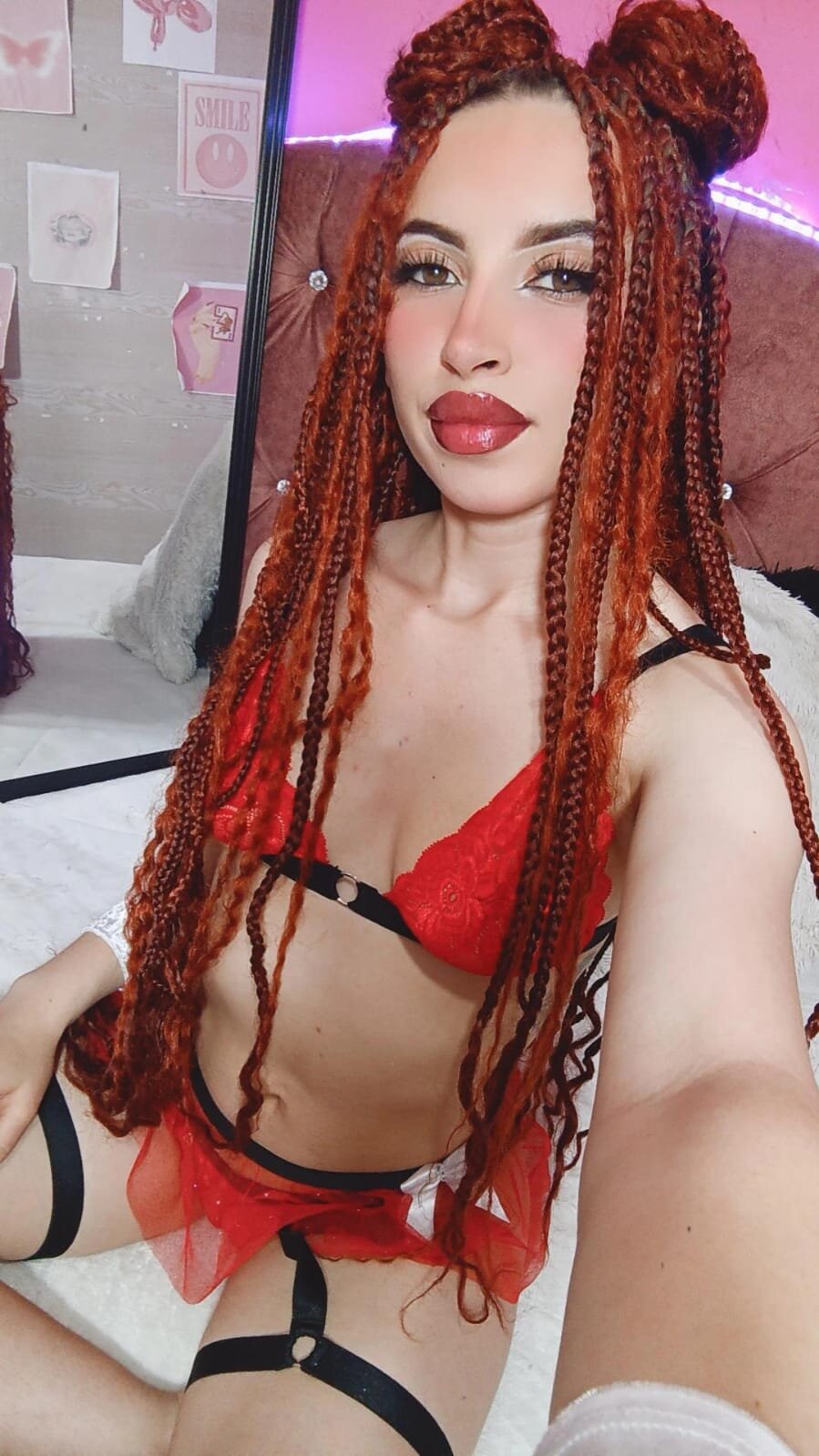 XXX Porn Photo of Nude Isaa_Foxx_ 16