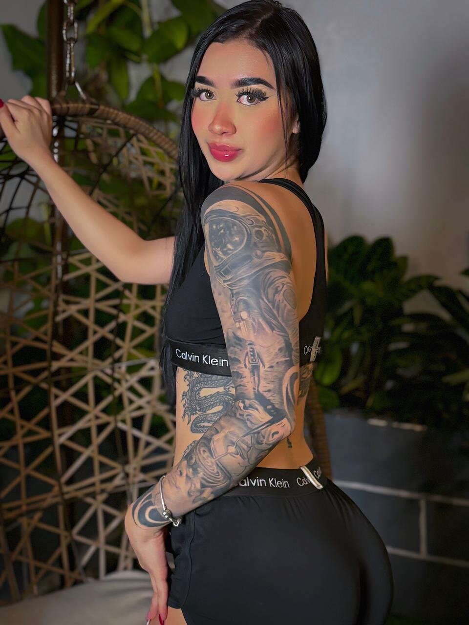 XXX Porn Photo of Nude MeganCross1 34