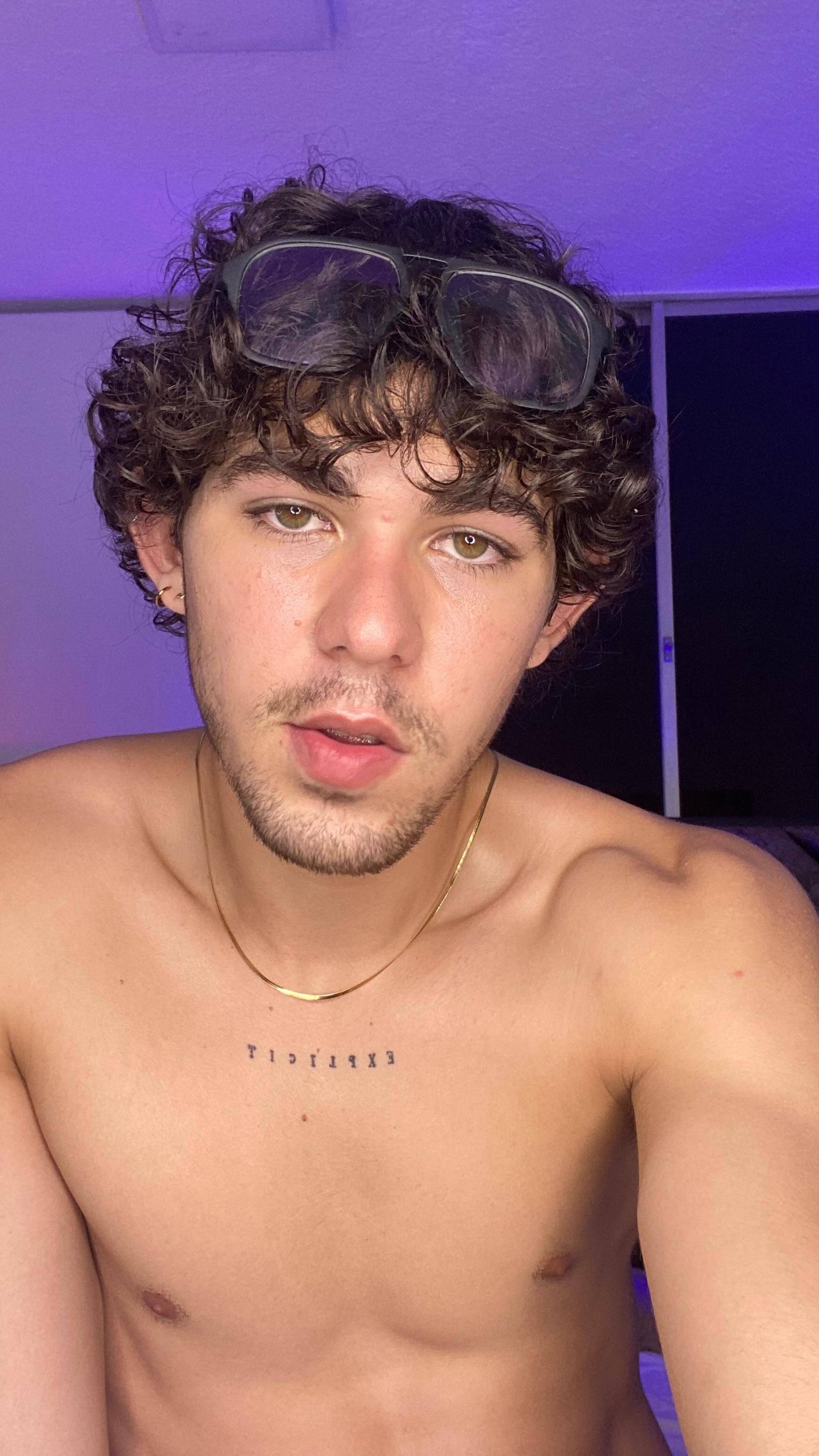 XXX Porn Photo of Nude Luca_ferrer_ 6