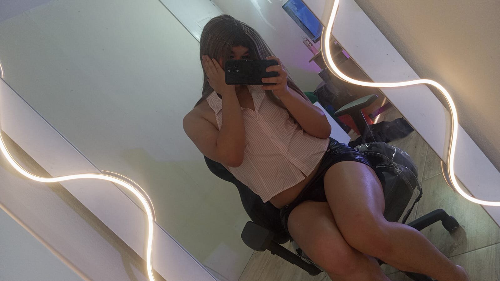 XXX Porn Photo of Nude ocean_tay 21