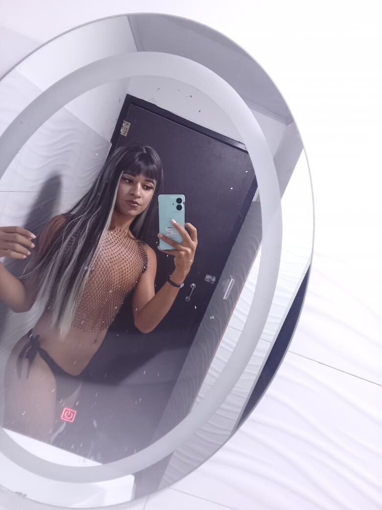XXX Porn Photo of Nude Melany_Stone_ 1