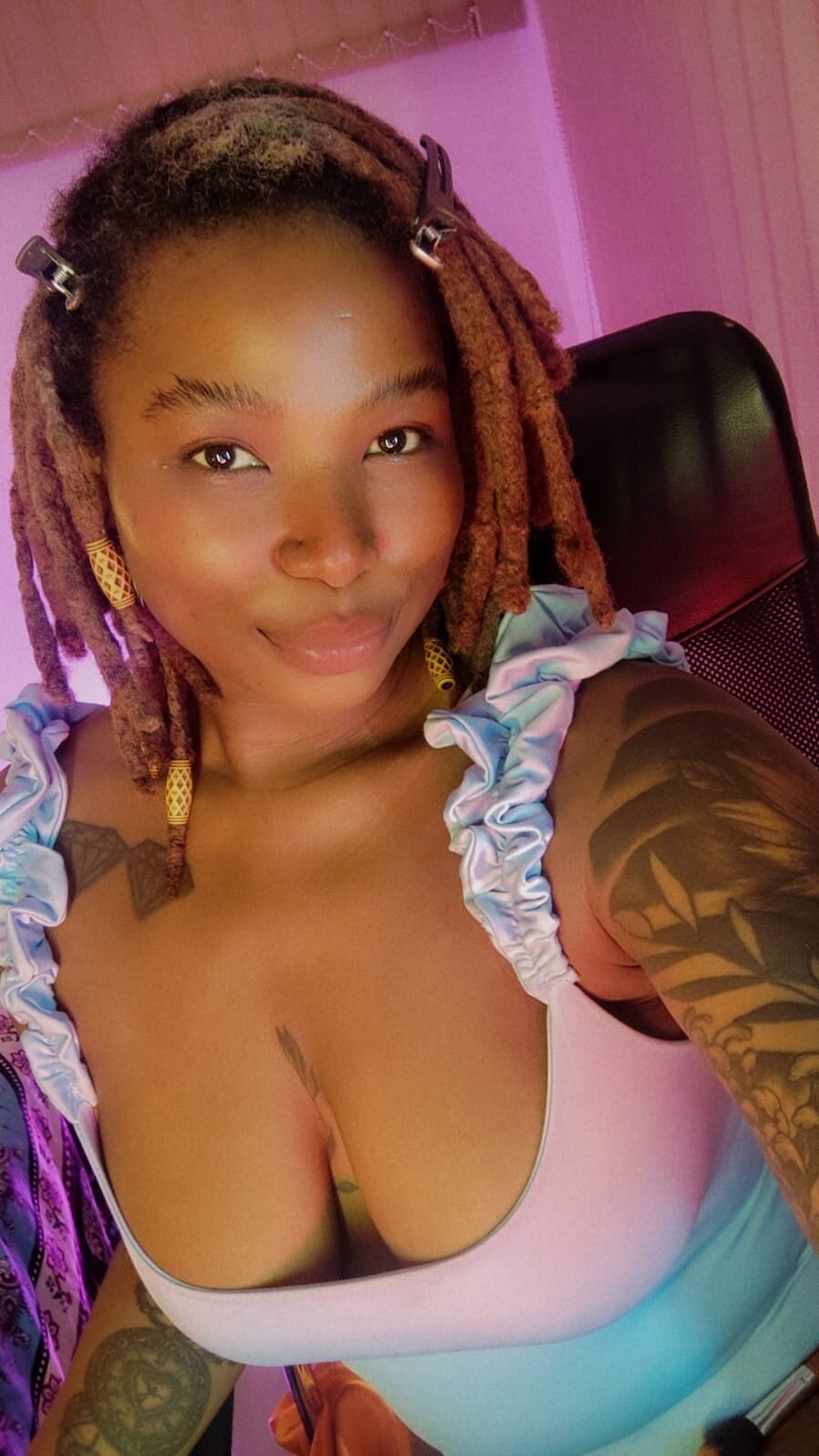 XXX Porn Photo of Nude KenyaMystic 36