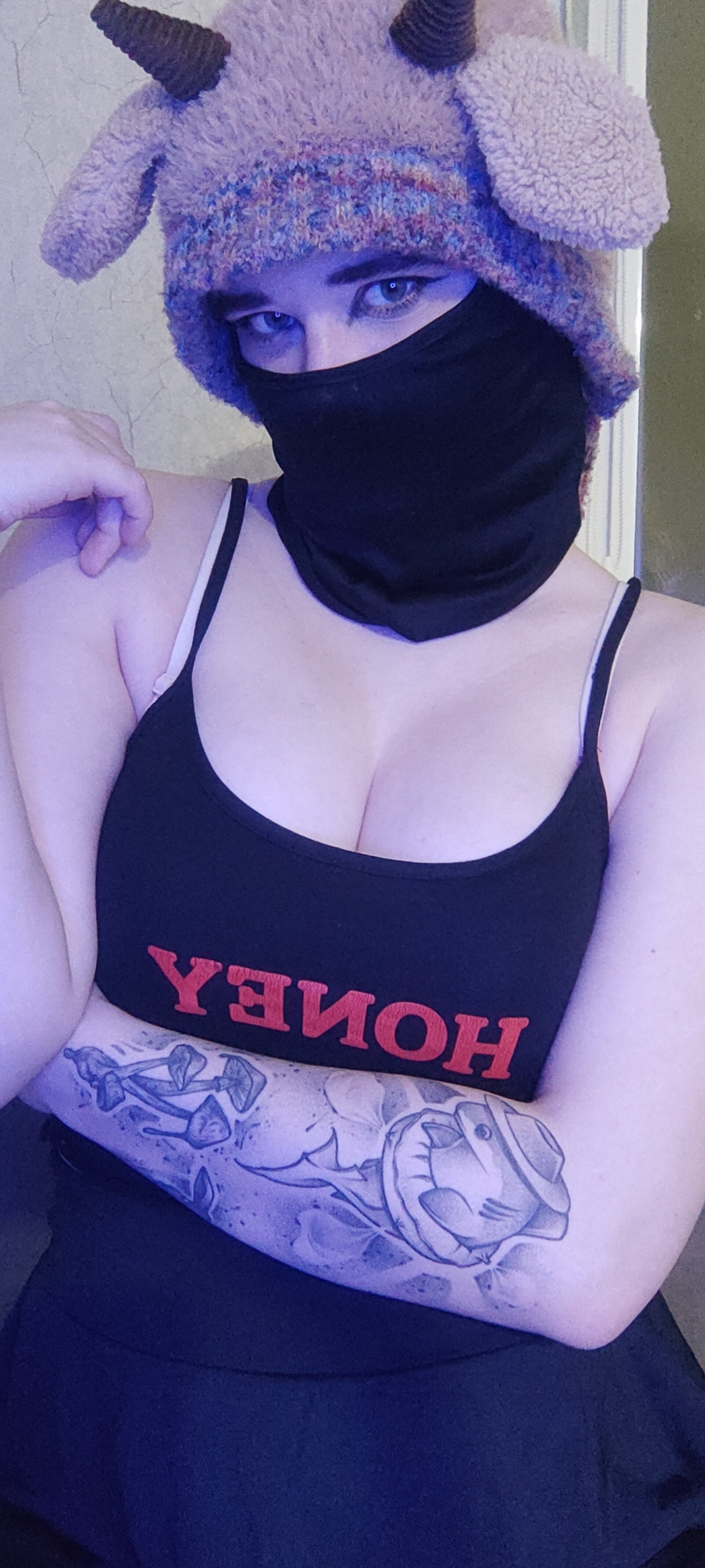 XXX Porn Photo of Nude Cutie_Goat 3