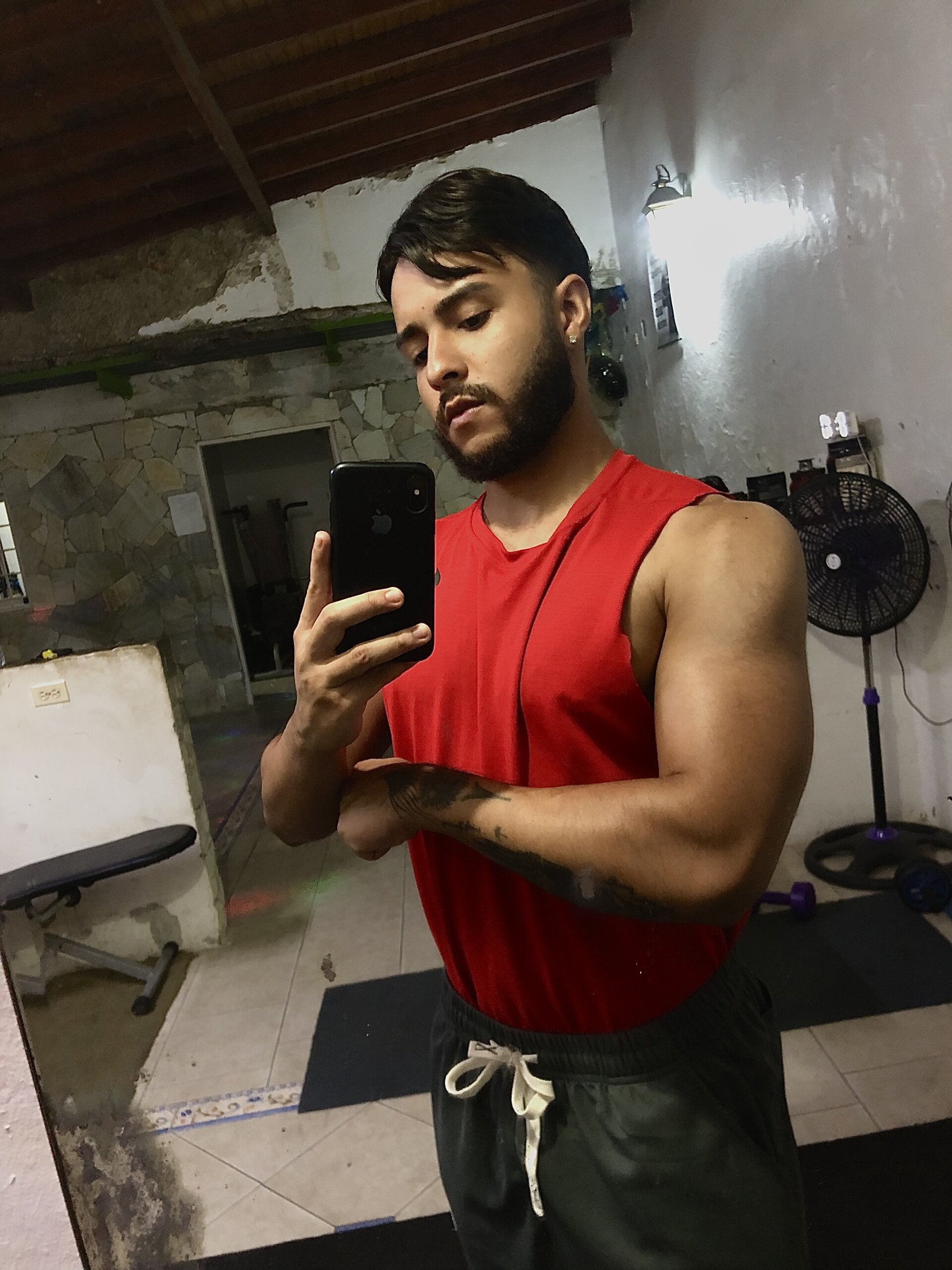 XXX Porn Photo of Nude slimhunter 5