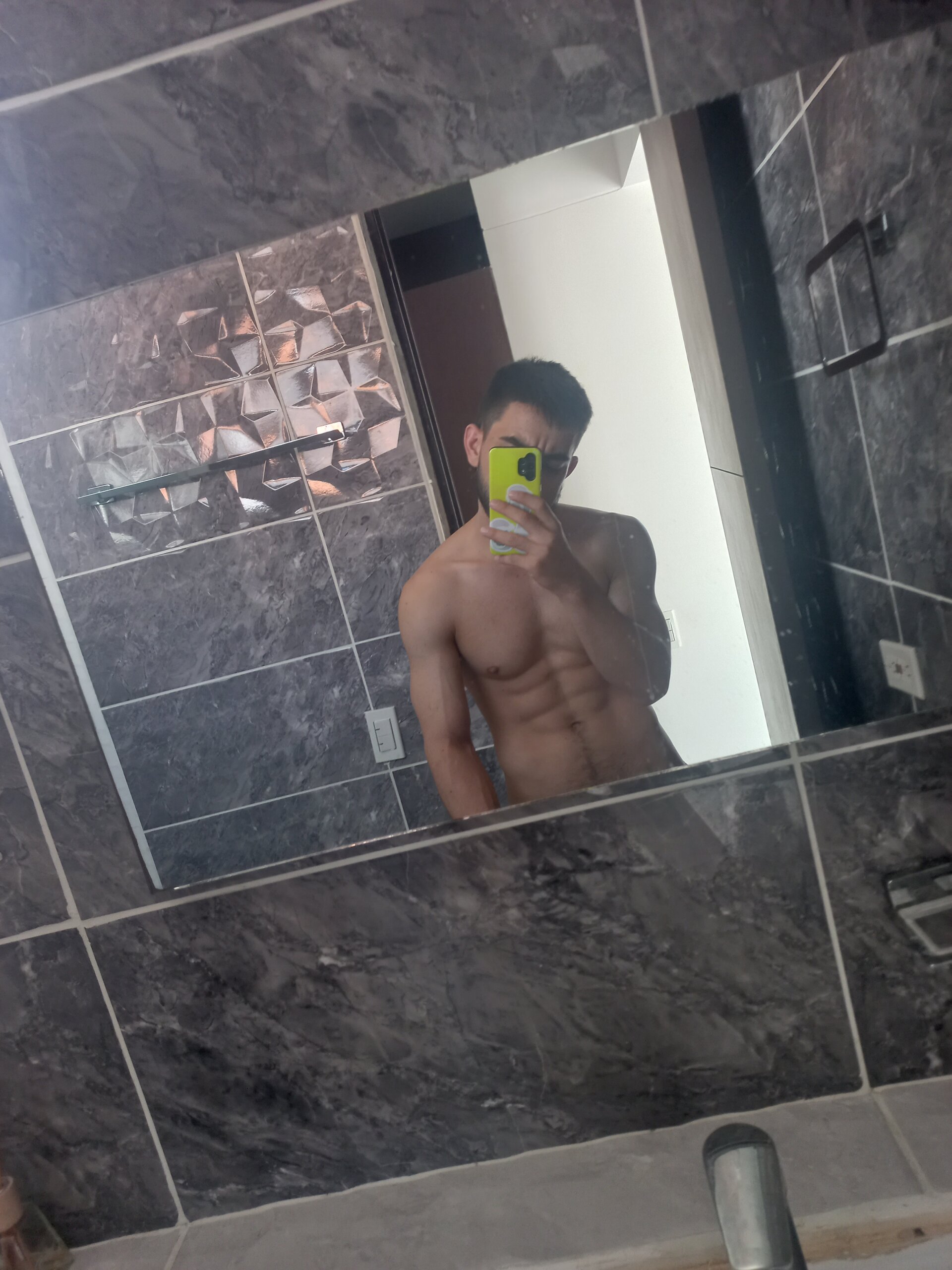 XXX Porn Photo of Nude ander_xoxo 15